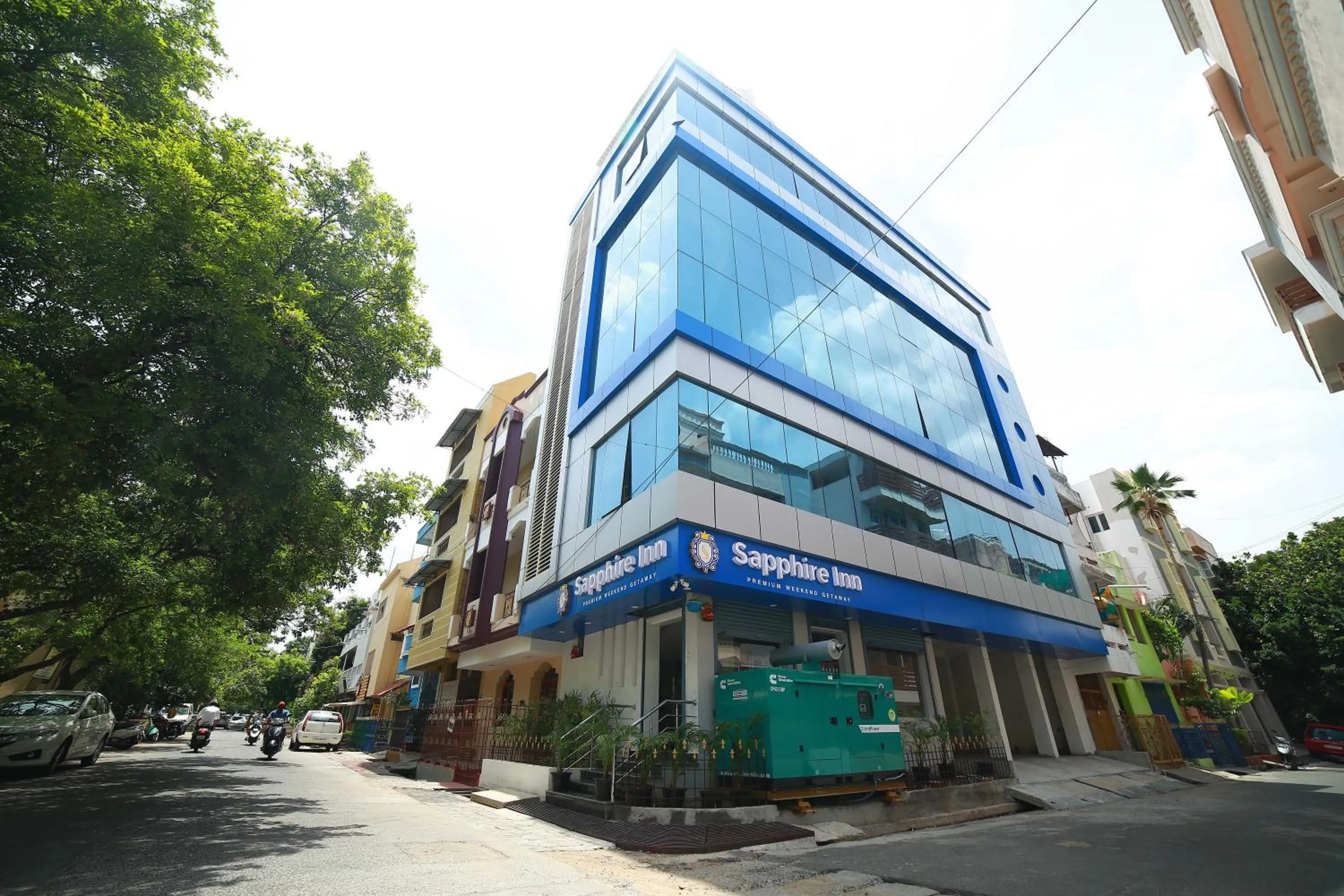 SAPPHIRE INN