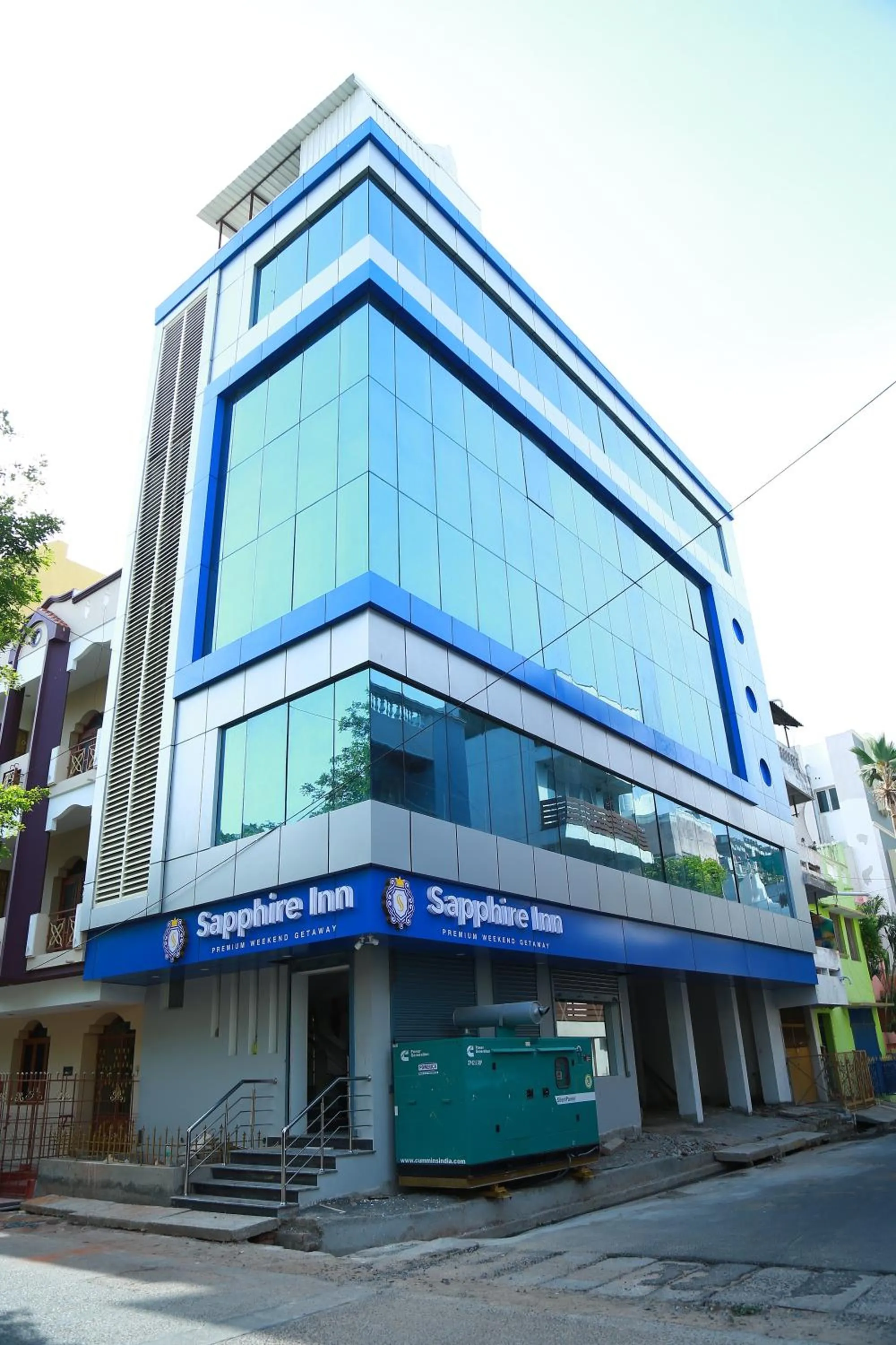 SAPPHIRE INN