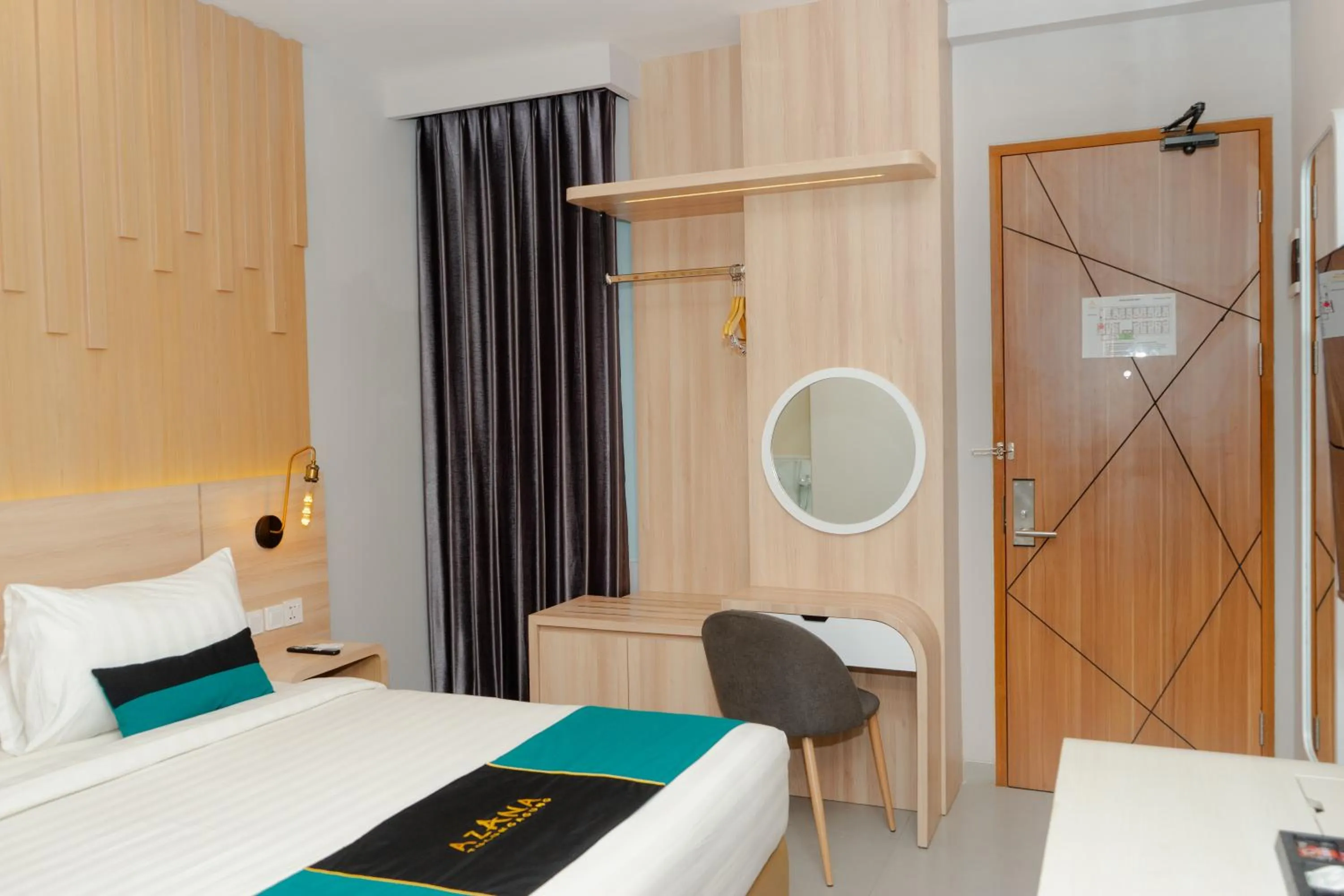 Bedroom, Bed in Azana Style Hotel Tulungagung