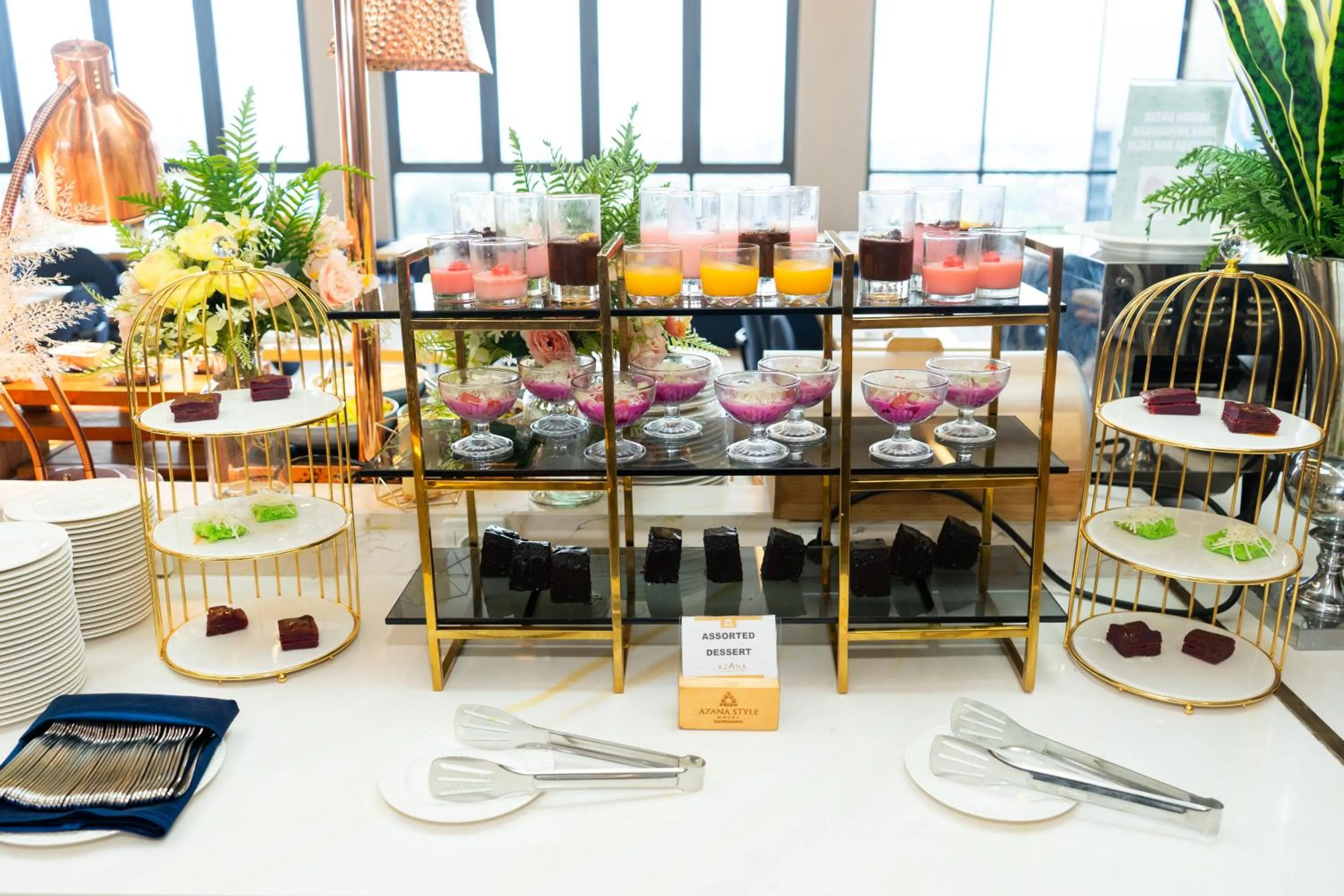 Restaurant/places to eat in Azana Style Hotel Tulungagung