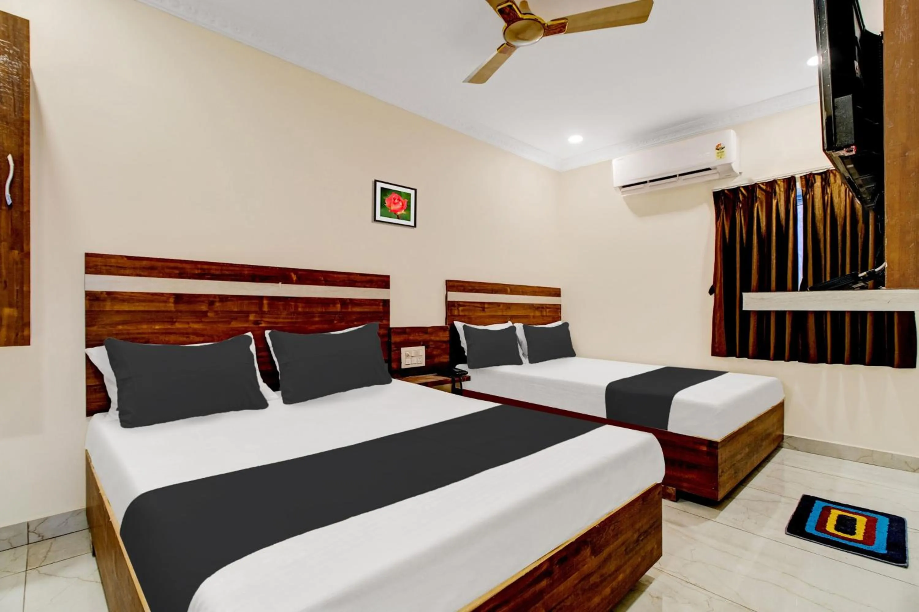 Bedroom in Hotel O Leela Elite