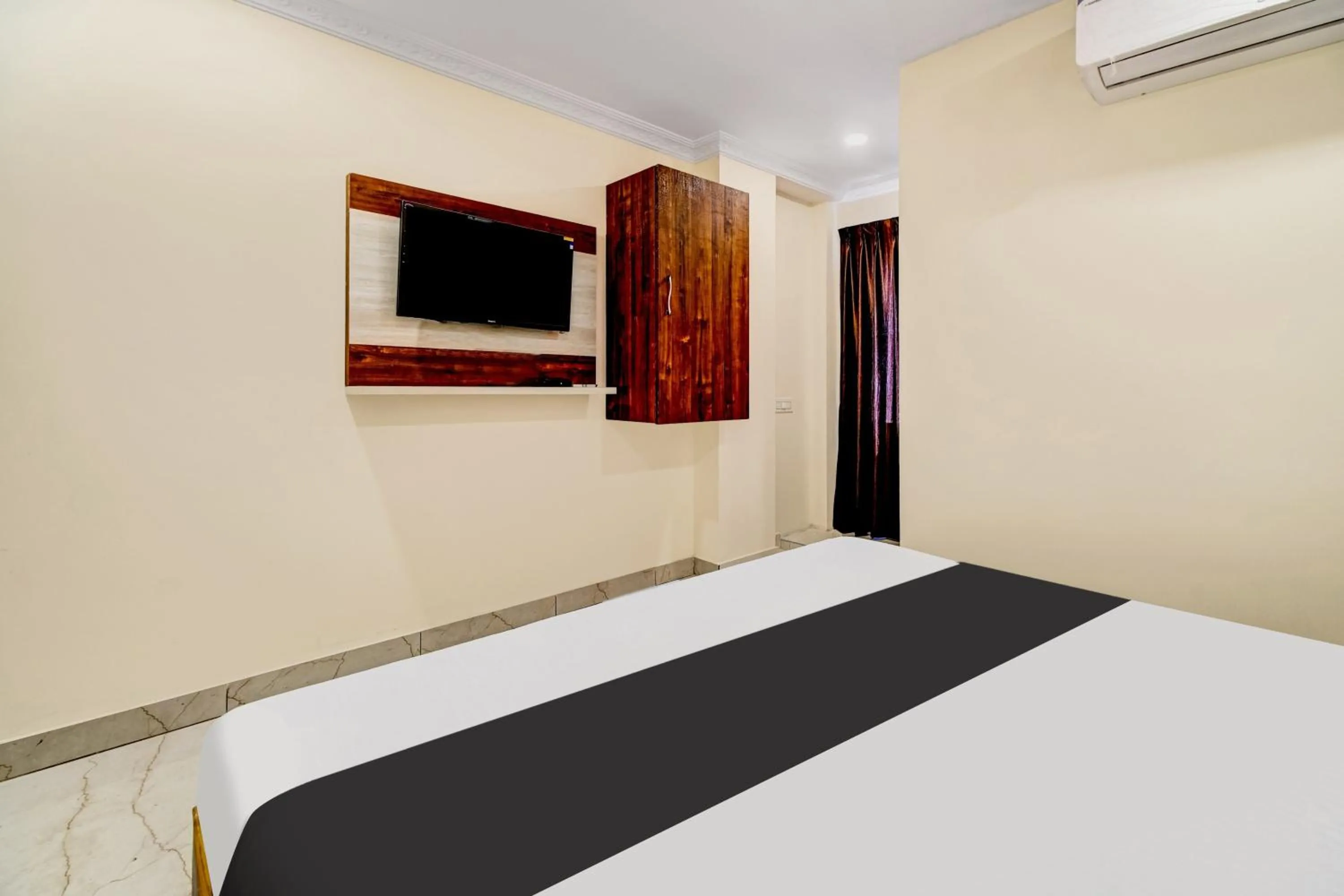 Bedroom in Hotel O Leela Elite