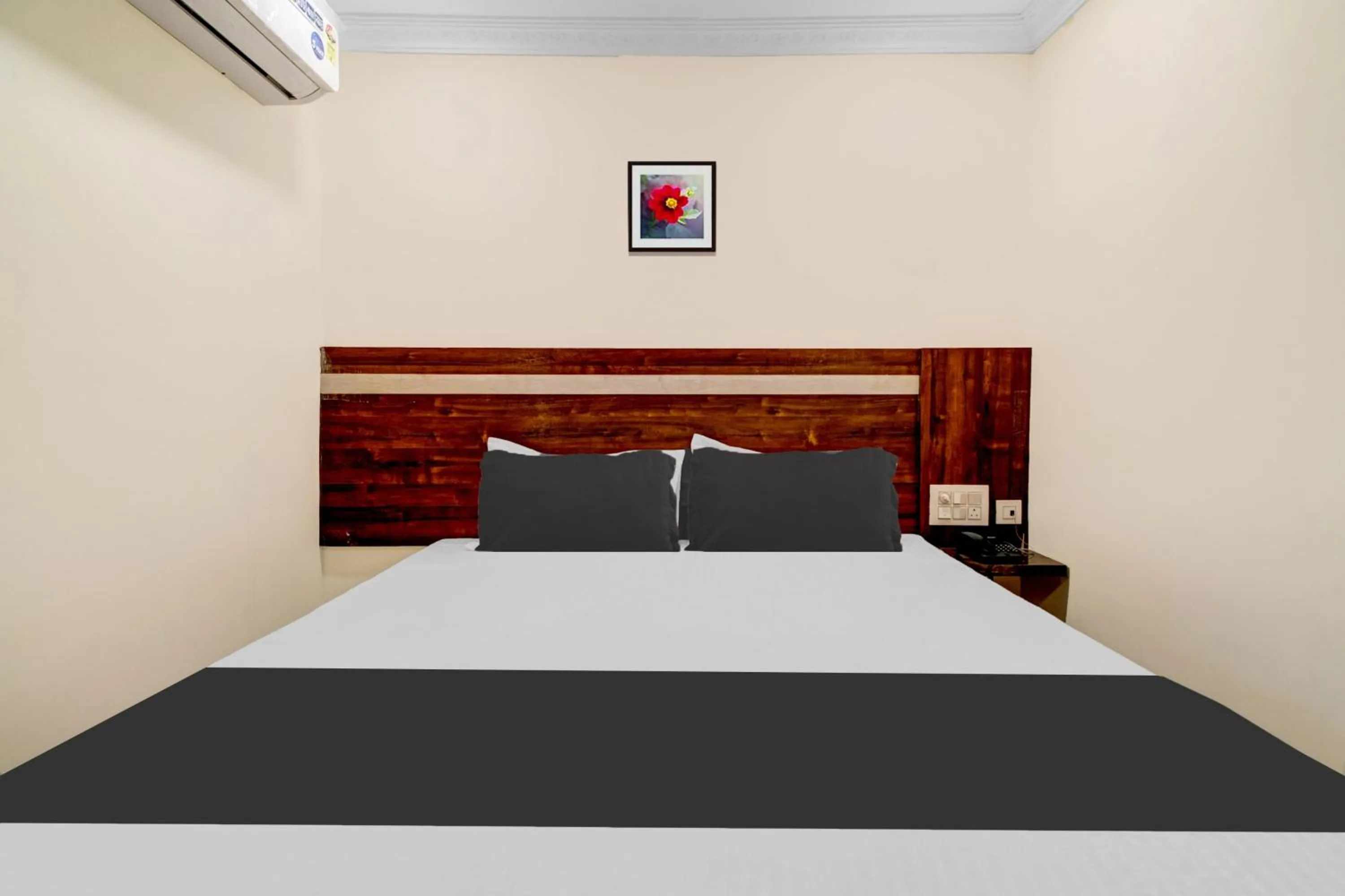 Bedroom in Hotel O Leela Elite