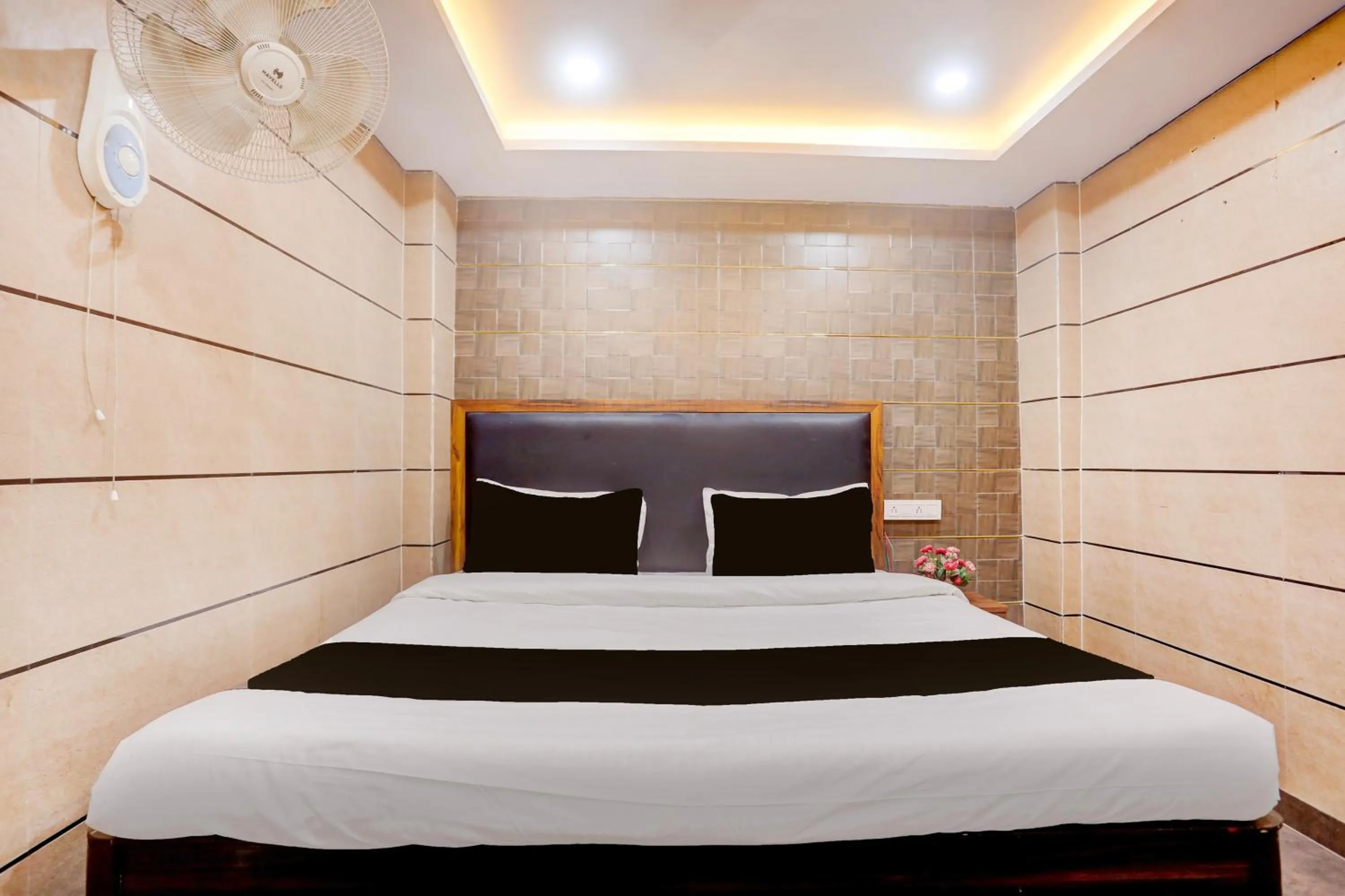 Bedroom, Bed in Hotel O Shyama Palace