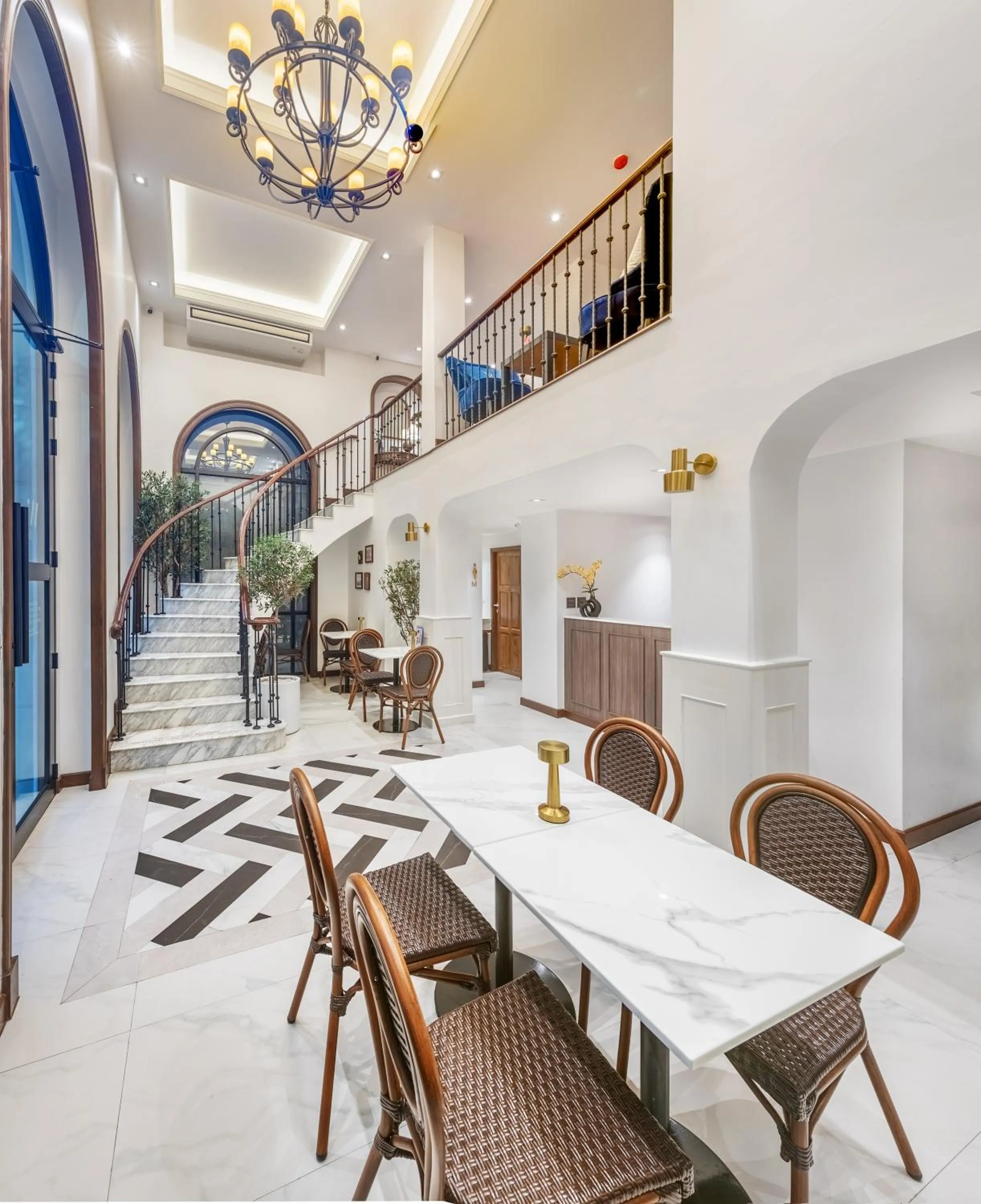 Cherie Bangkok Boutique Hotel