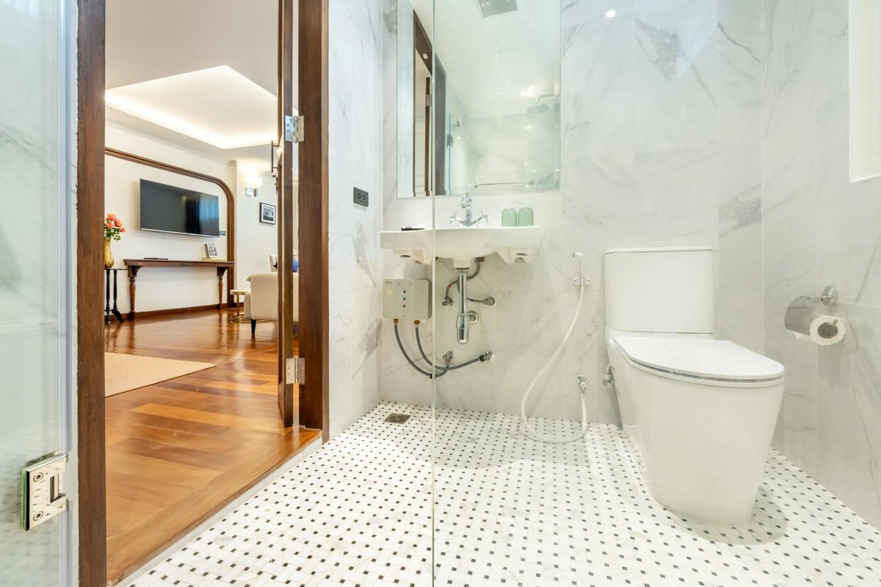 Cherie Bangkok Boutique Hotel