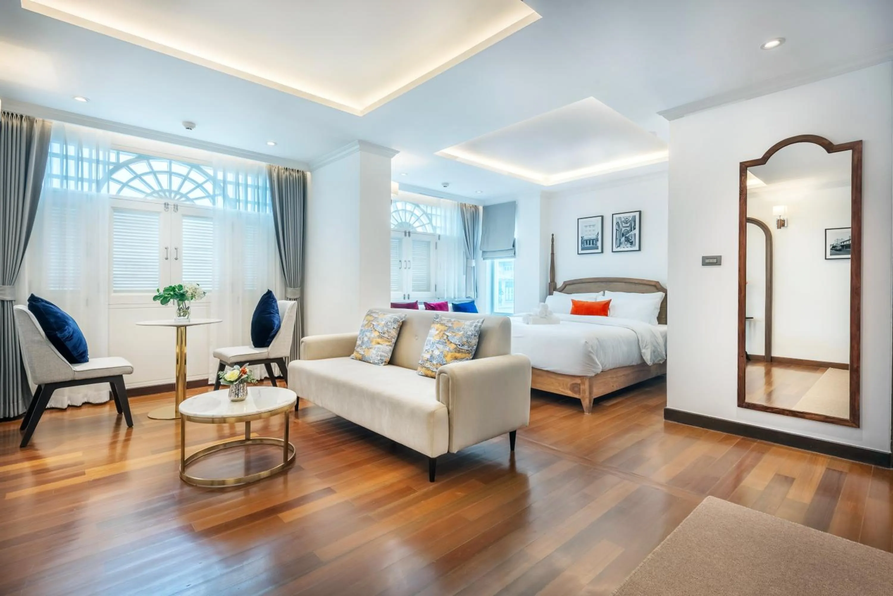 Bed in Cherie Bangkok Boutique Hotel