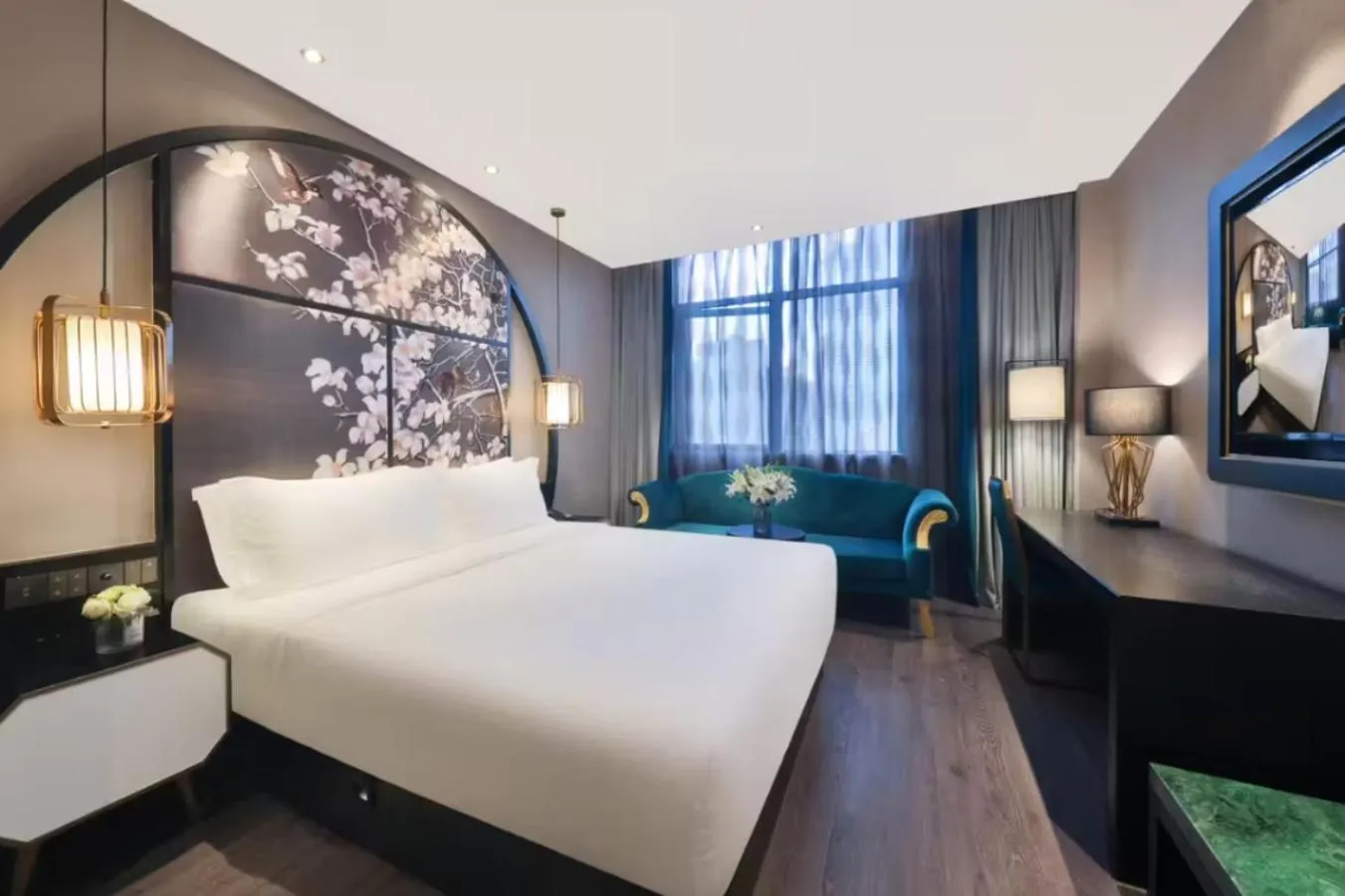 Bedroom, Bed in Crystal Orange Hotel - Shanghai The Bund Jinling East Road