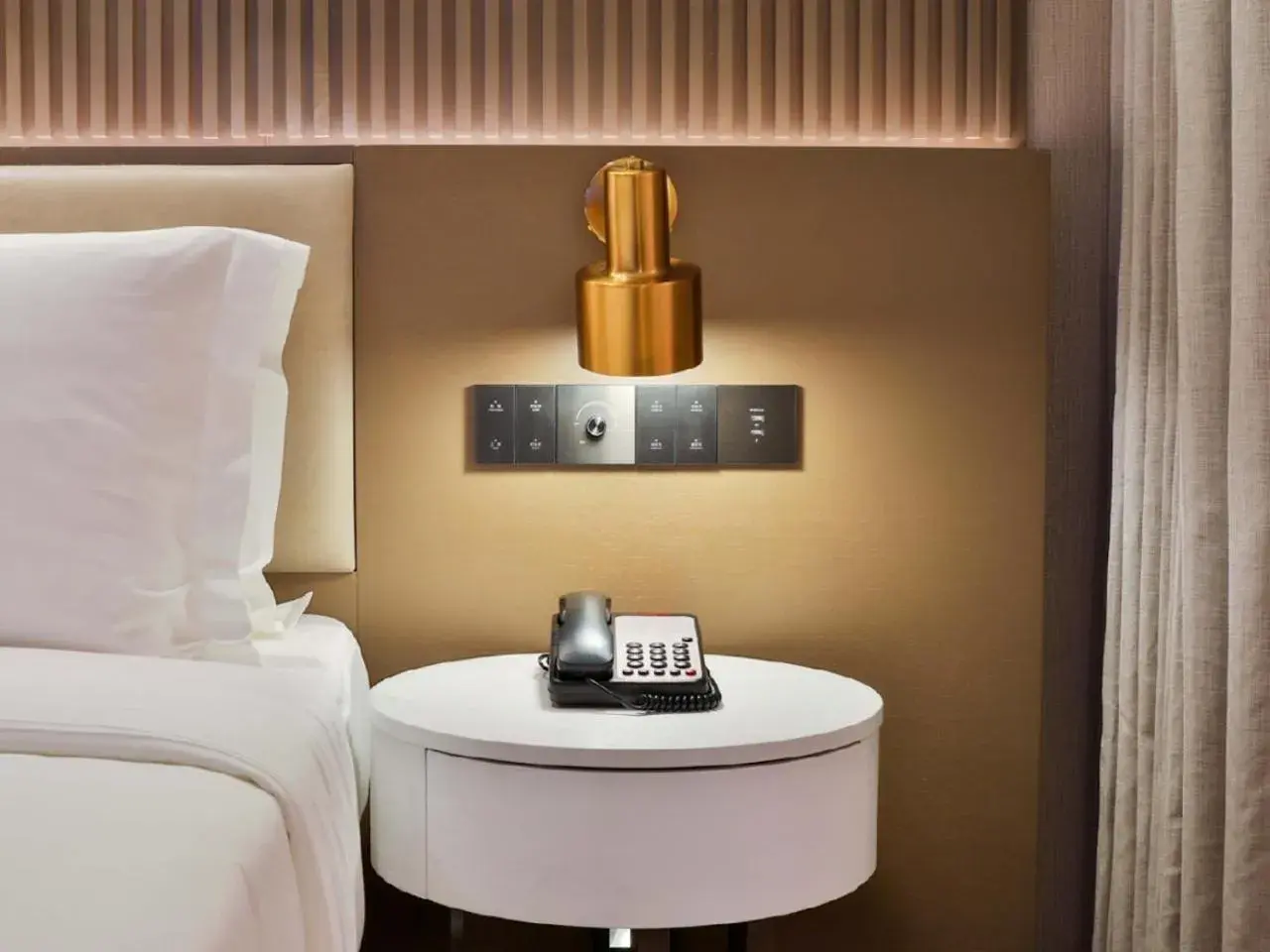 Bedroom, Bed in Crystal Orange Hotel - Shanghai The Bund Jinling East Road Bedroom, Bed in Crystal Orange Hotel - Shanghai The Bund Jinling East Road