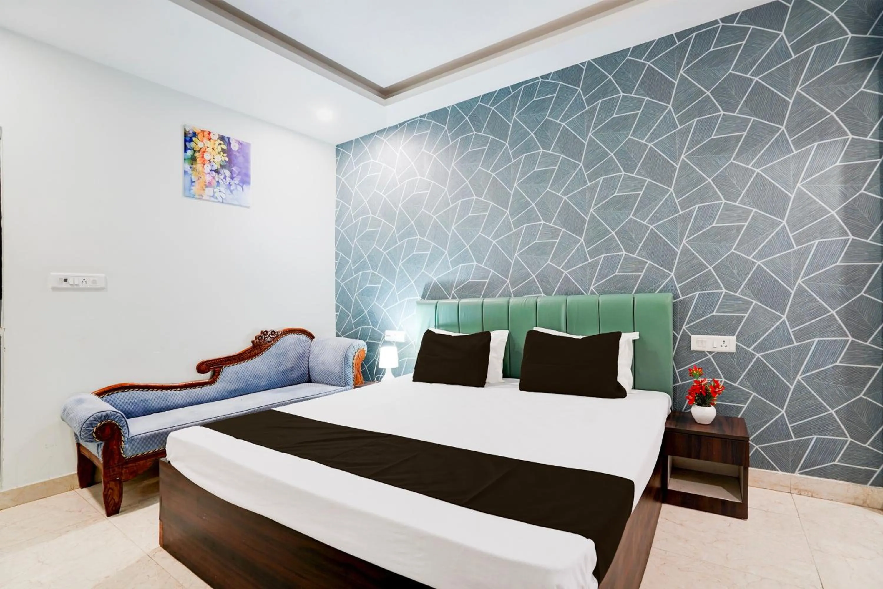 Bedroom, Bed in Hotel O Alankrita Resort