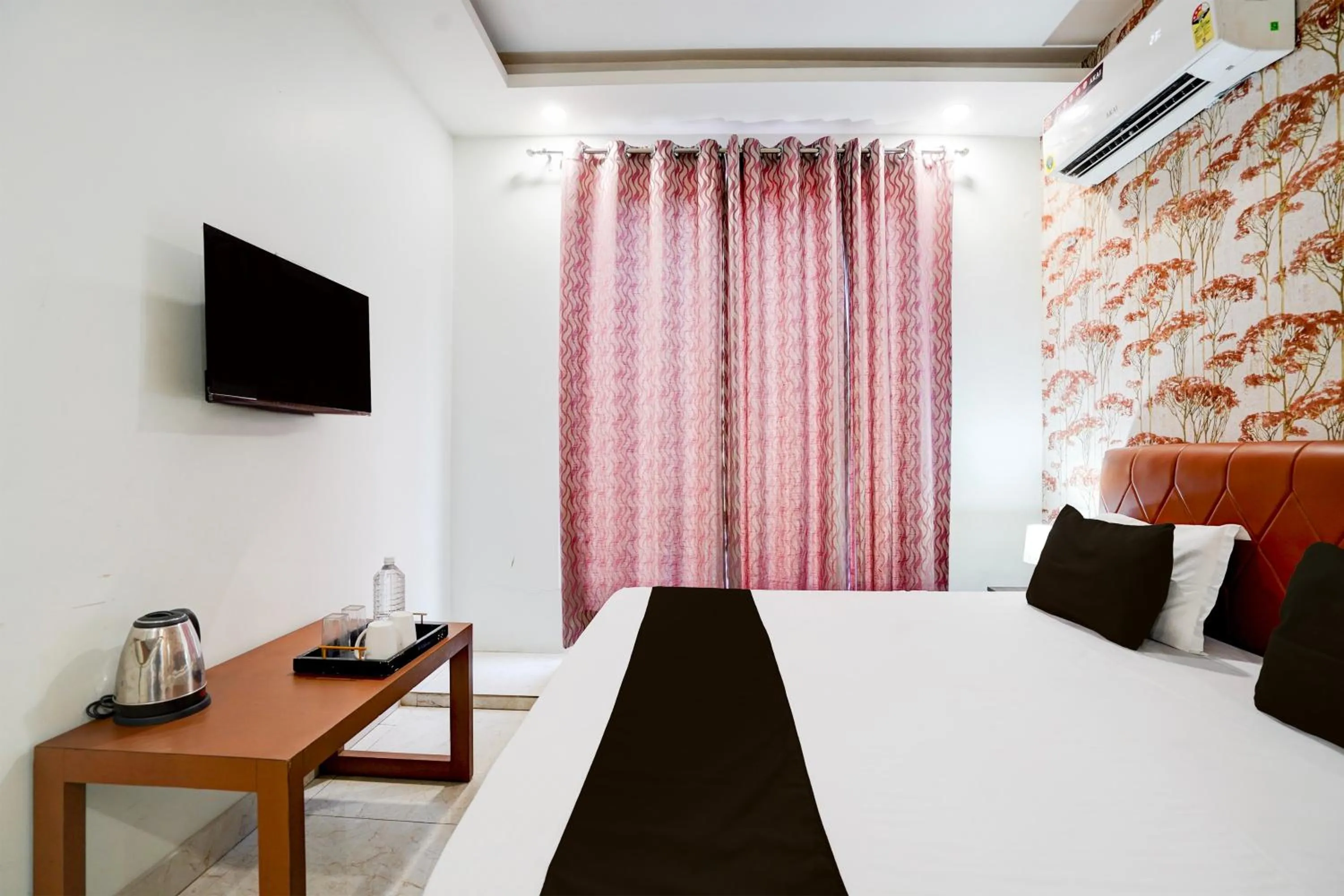 Bedroom, Bed in Hotel O Alankrita Resort