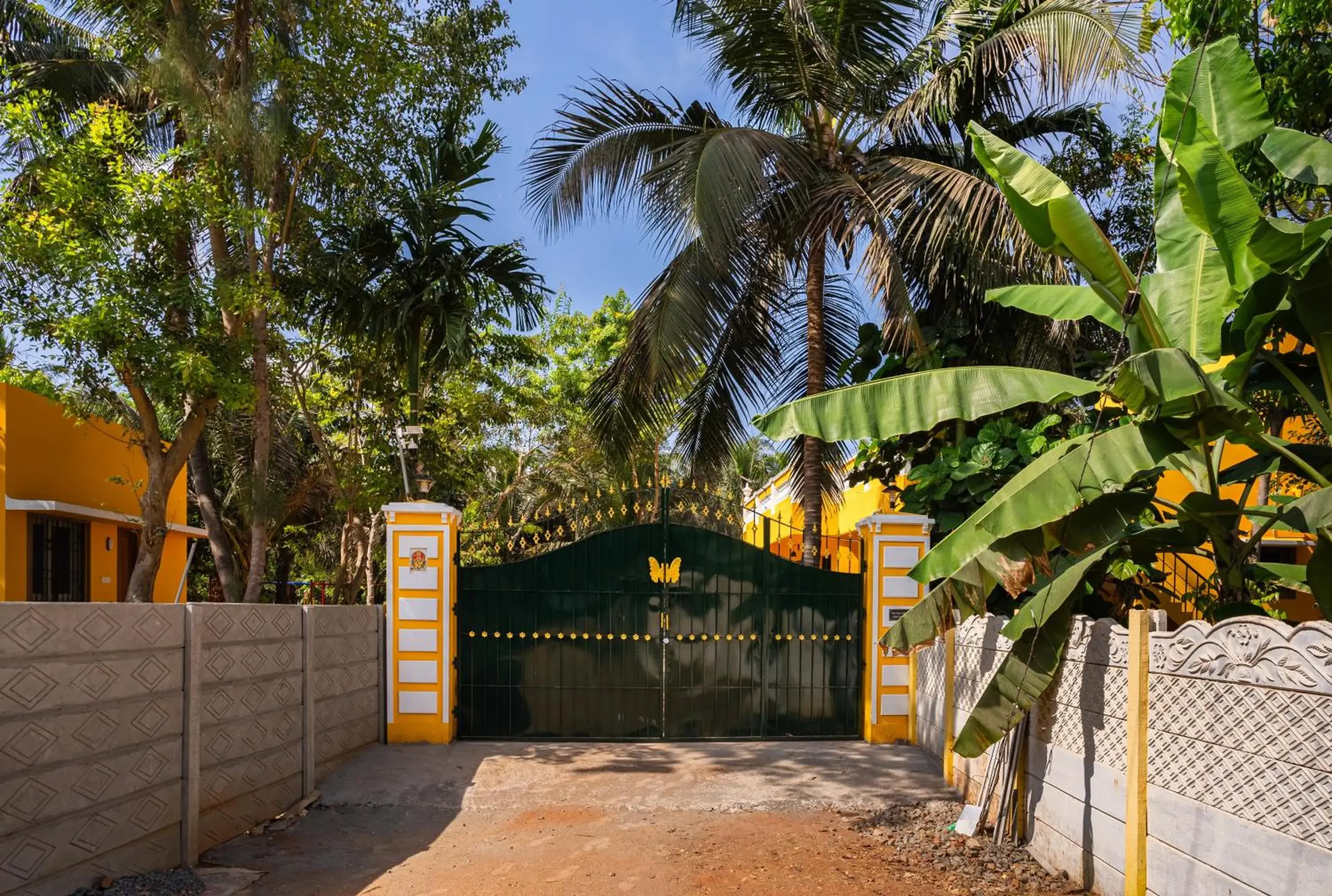 Facade/entrance in Teak Leaf Gateway Villa with Swimming Pool Indoor Games Facade/entrance in Teak Leaf Gateway Villa with Swimming Pool Indoor Games