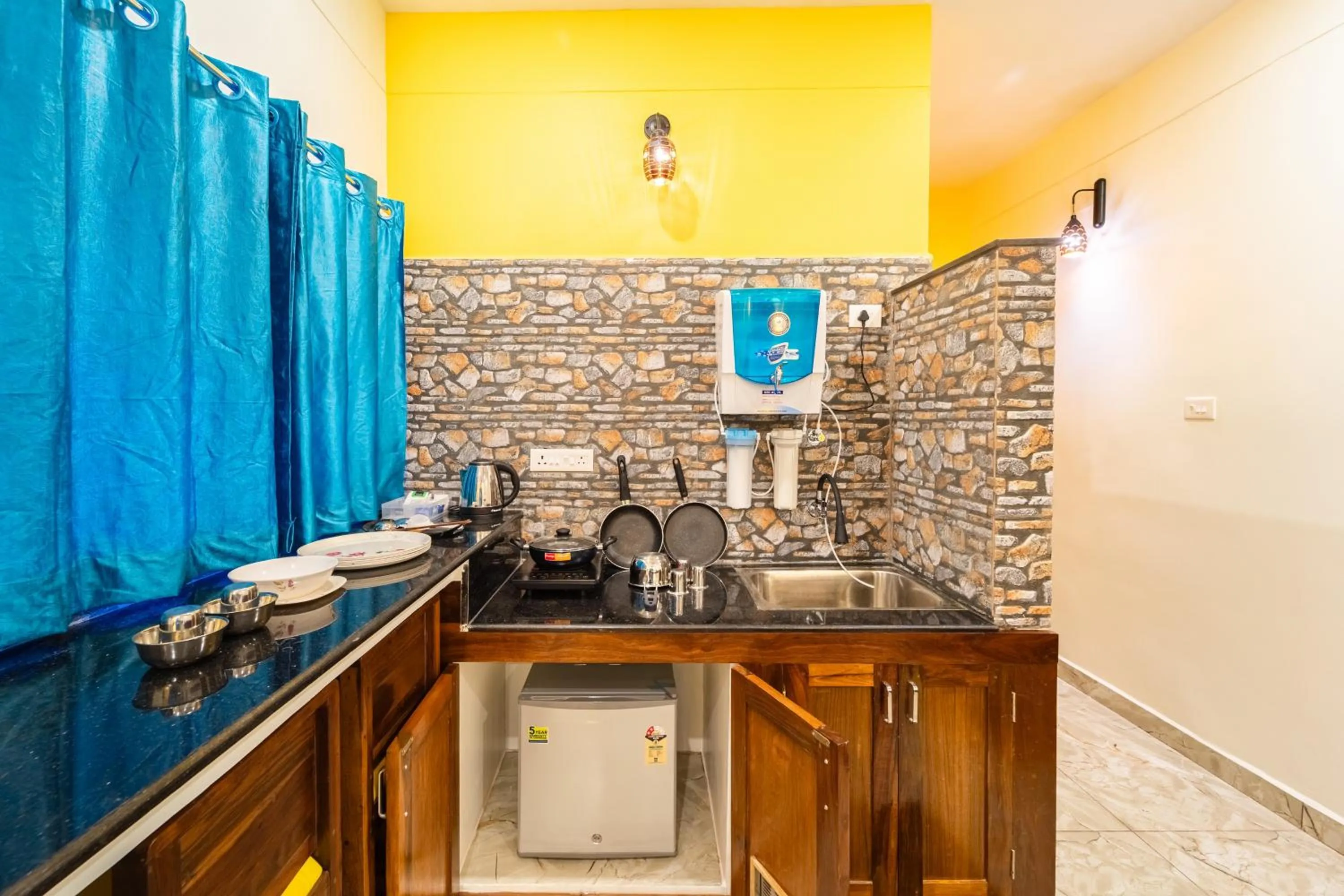 Kitchen or kitchenette in Teak Leaf Gateway Villa with Swimming Pool Indoor Games