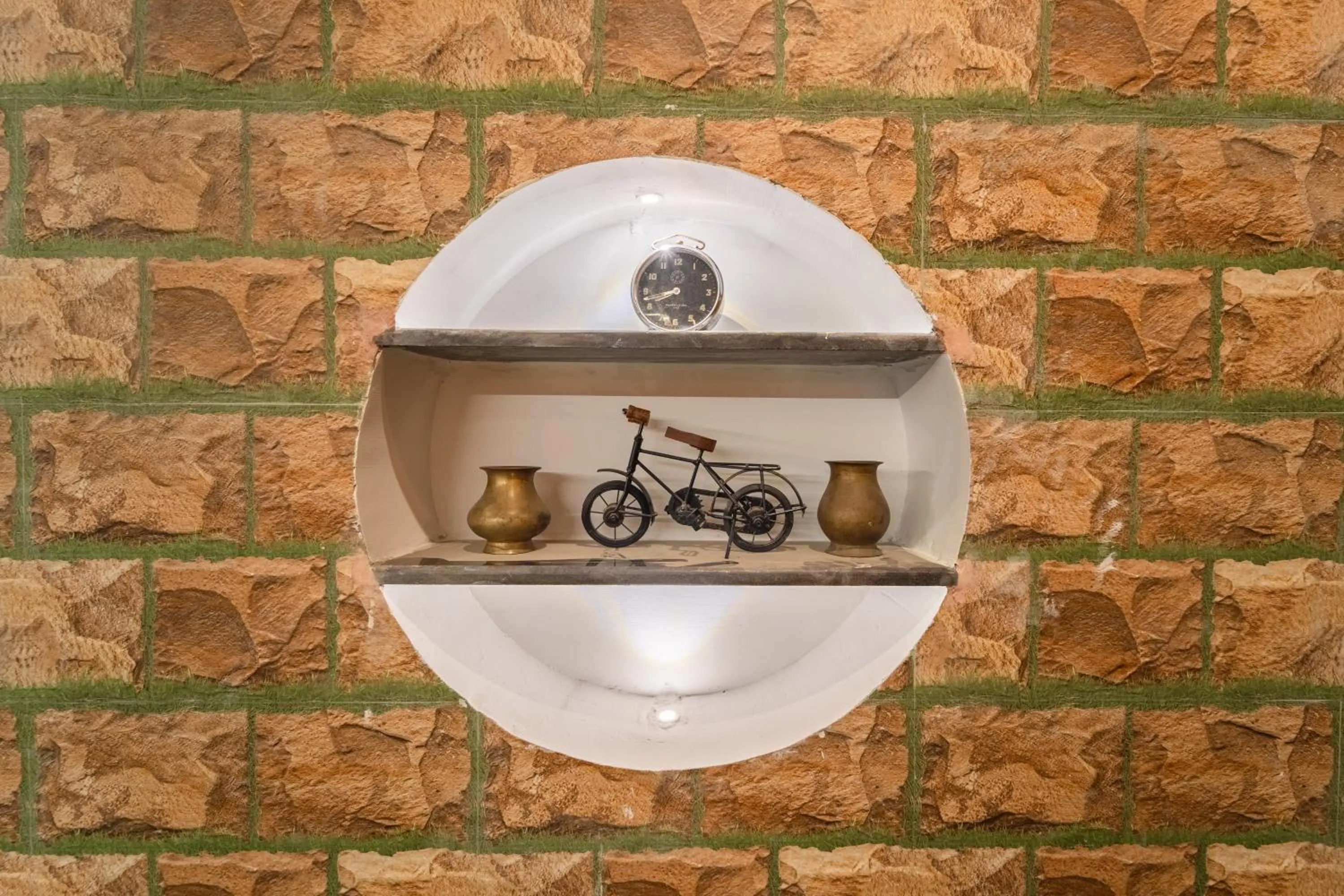 Decorative detail in Teak Leaf Gateway Villa with Swimming Pool Indoor Games