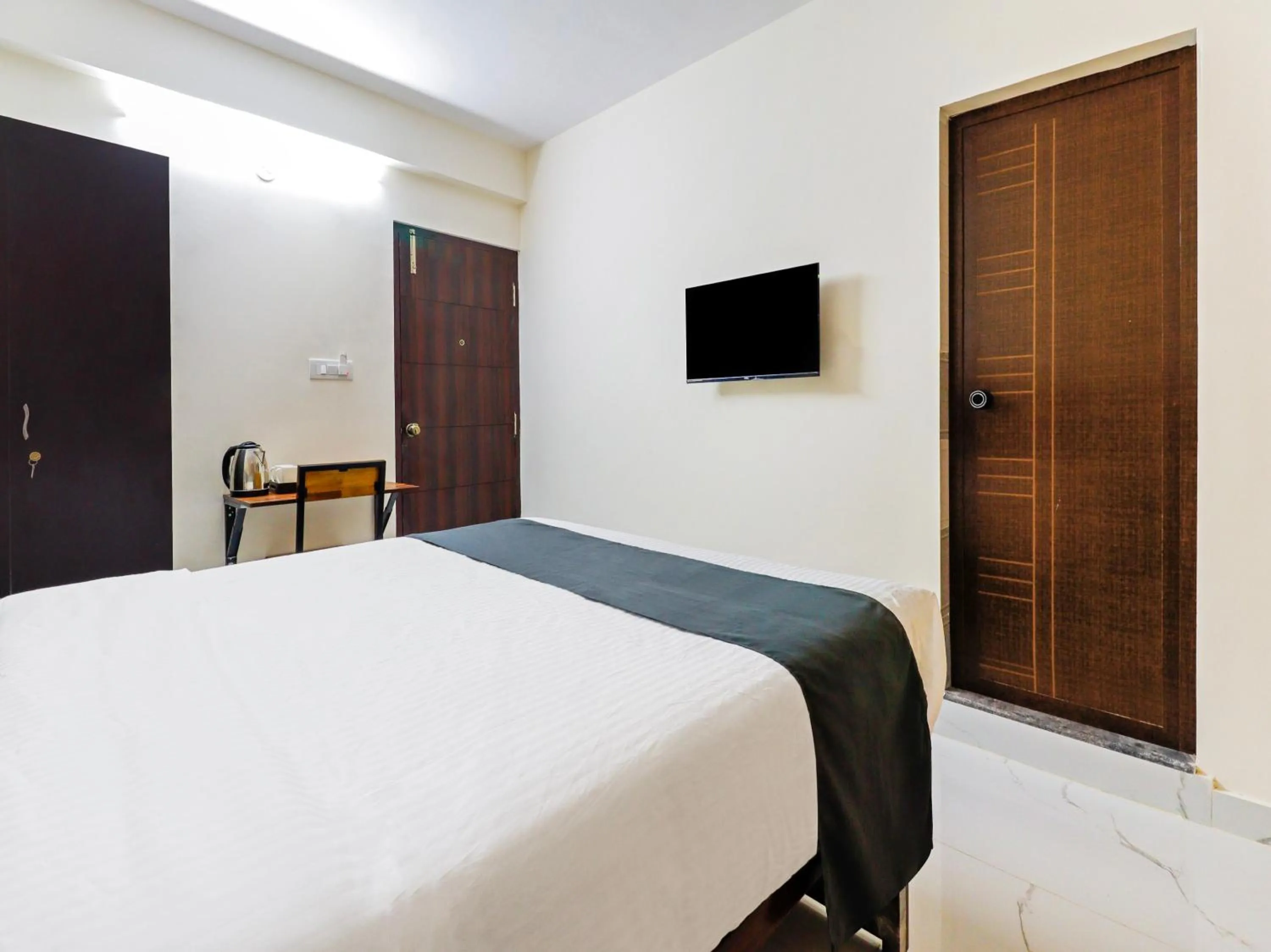 Bedroom, Bed in Super Townhouse Bellandur Near Embassy Tech Village