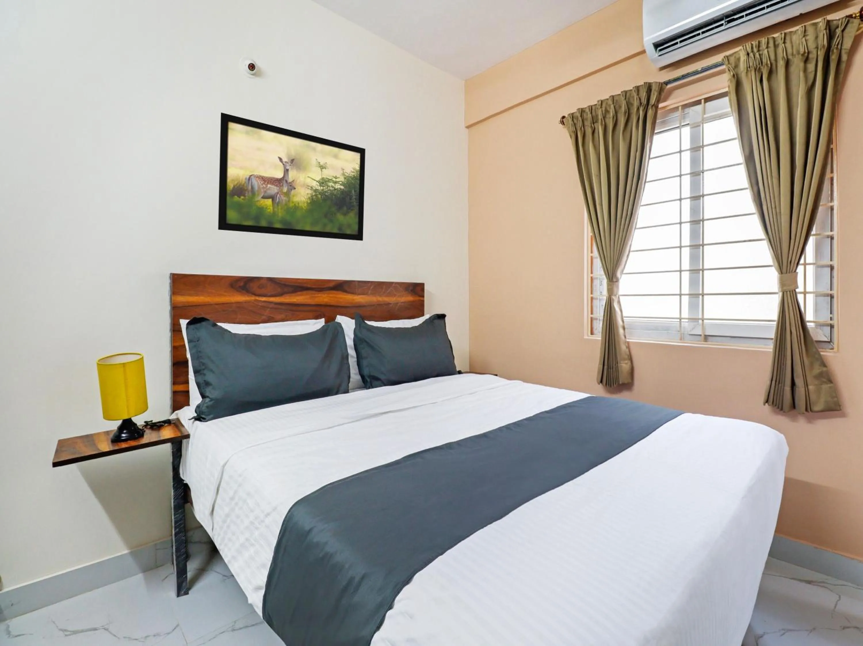 Bedroom, Bed in Super Townhouse Bellandur Near Embassy Tech Village