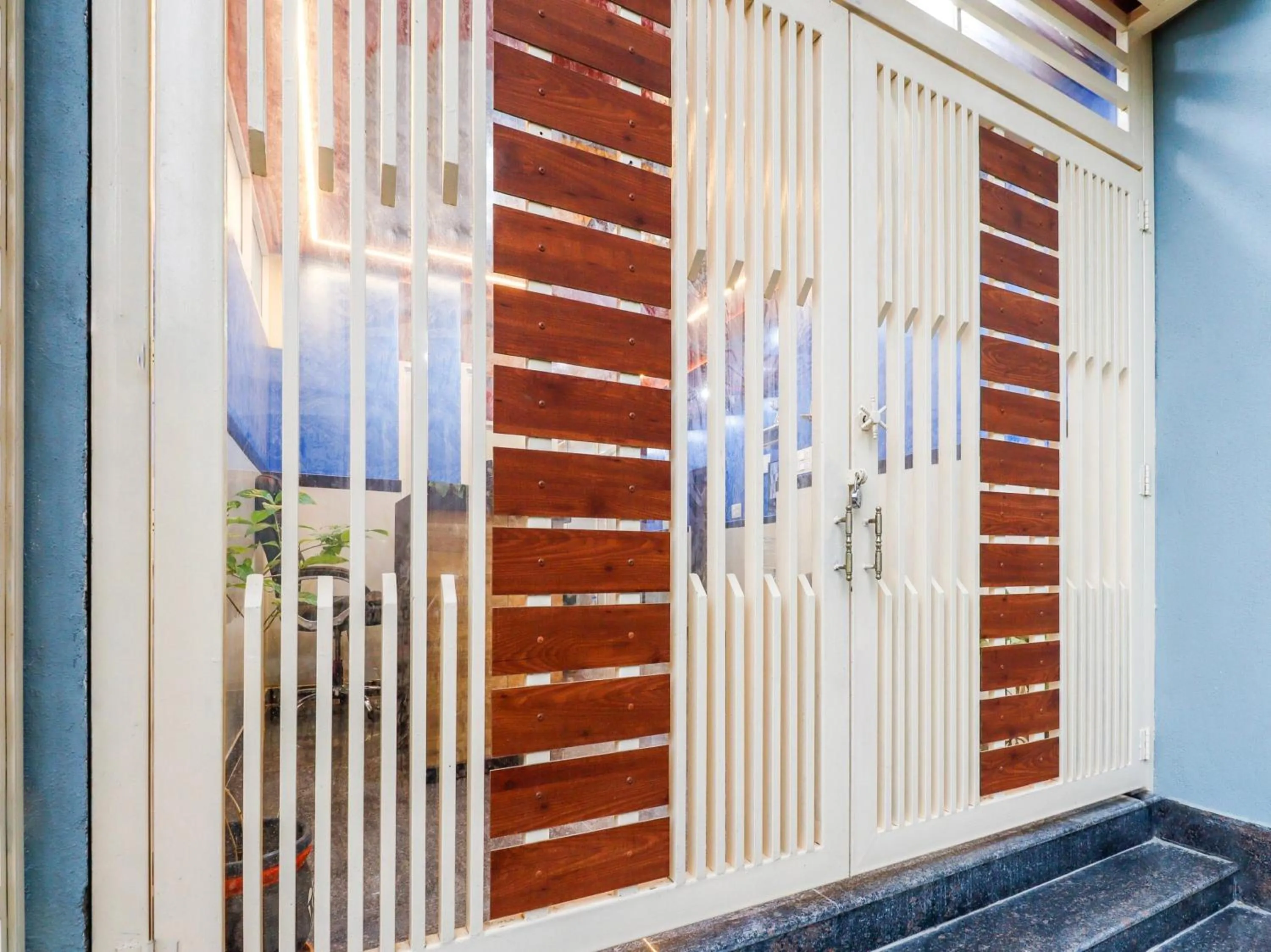 Facade/entrance in Super Townhouse Bellandur Near Embassy Tech Village