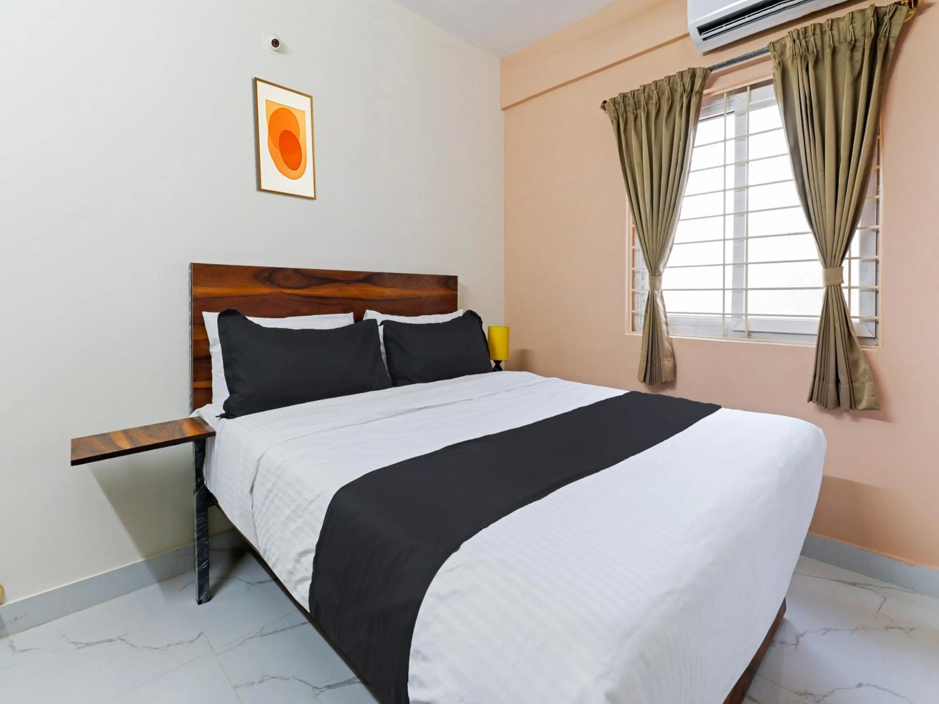 Bedroom, Bed in Super Townhouse Bellandur Near Embassy Tech Village