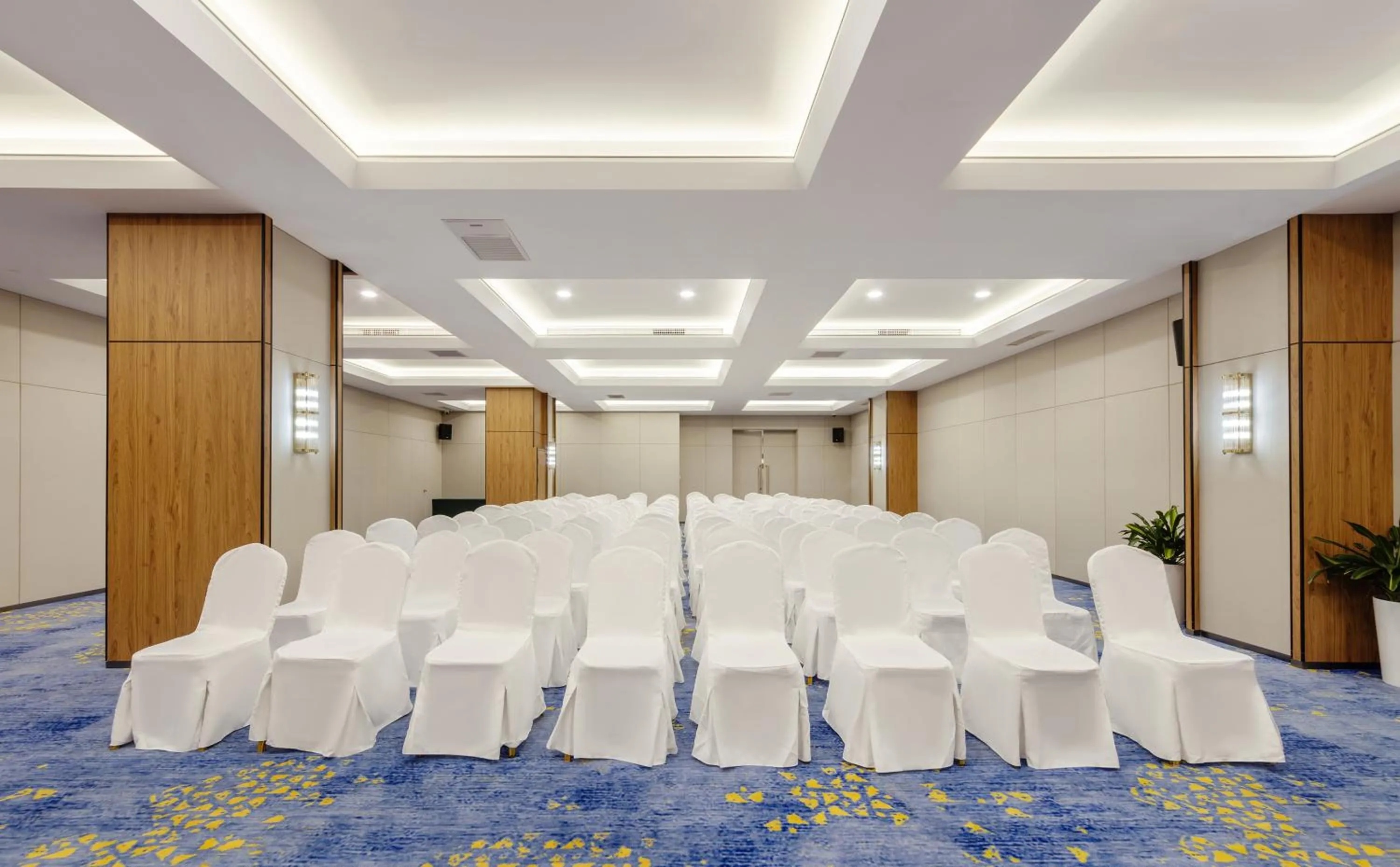Meeting/conference room in Beijing CSN Pearl Hotel