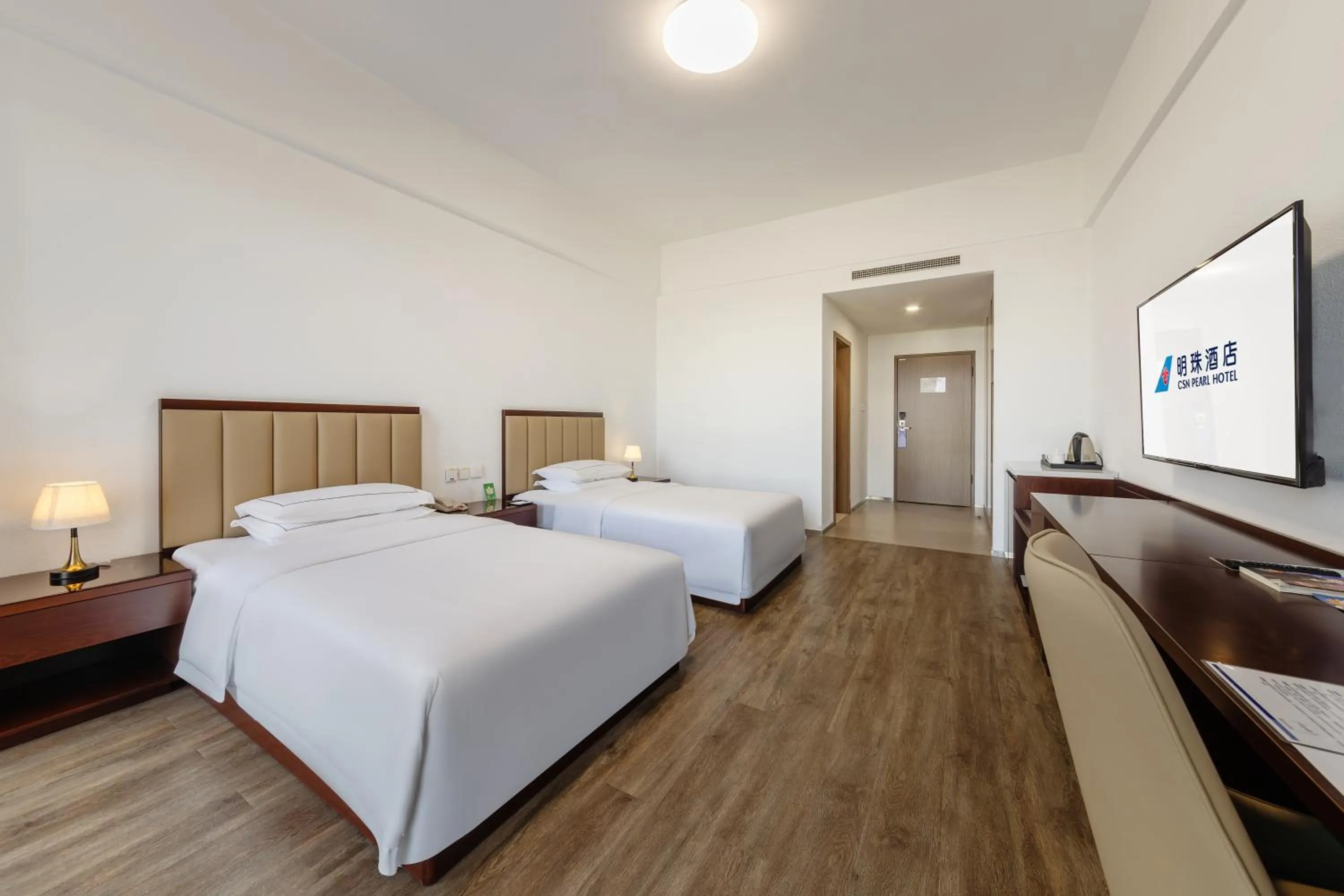 Photo of the whole room, Bed in Beijing CSN Pearl Hotel