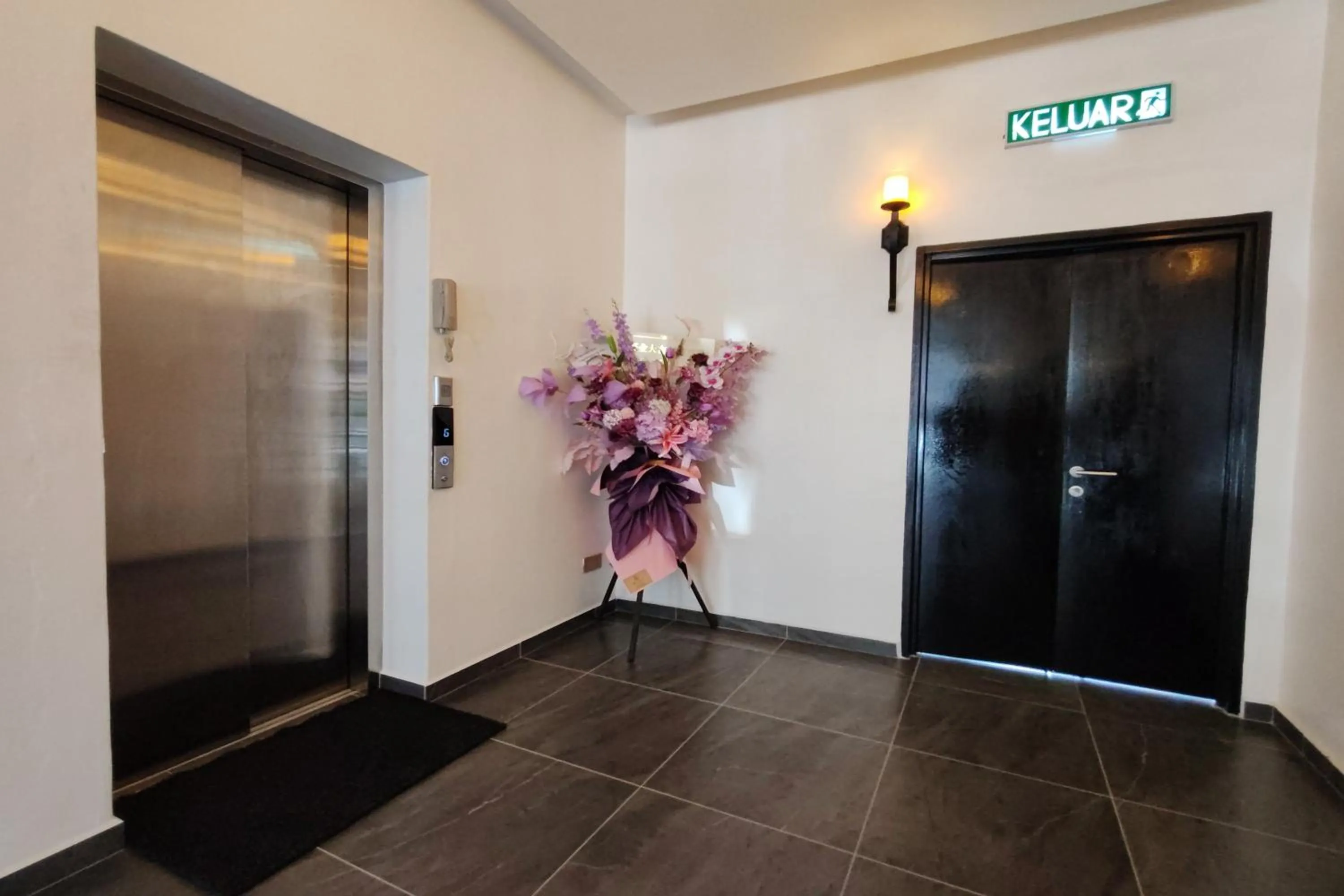 elevator in Casa Colney Hotel Ipoh