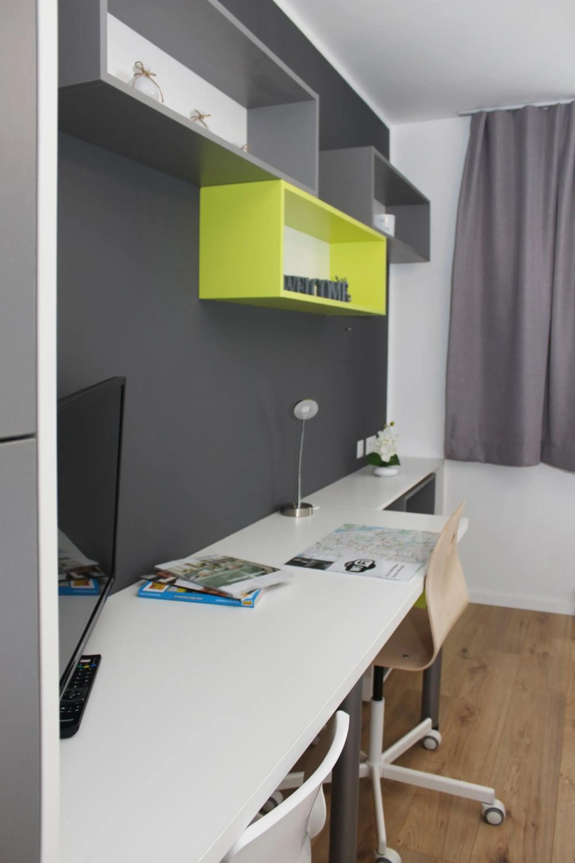 Bedroom in Christiano Apartments 1060 CITY