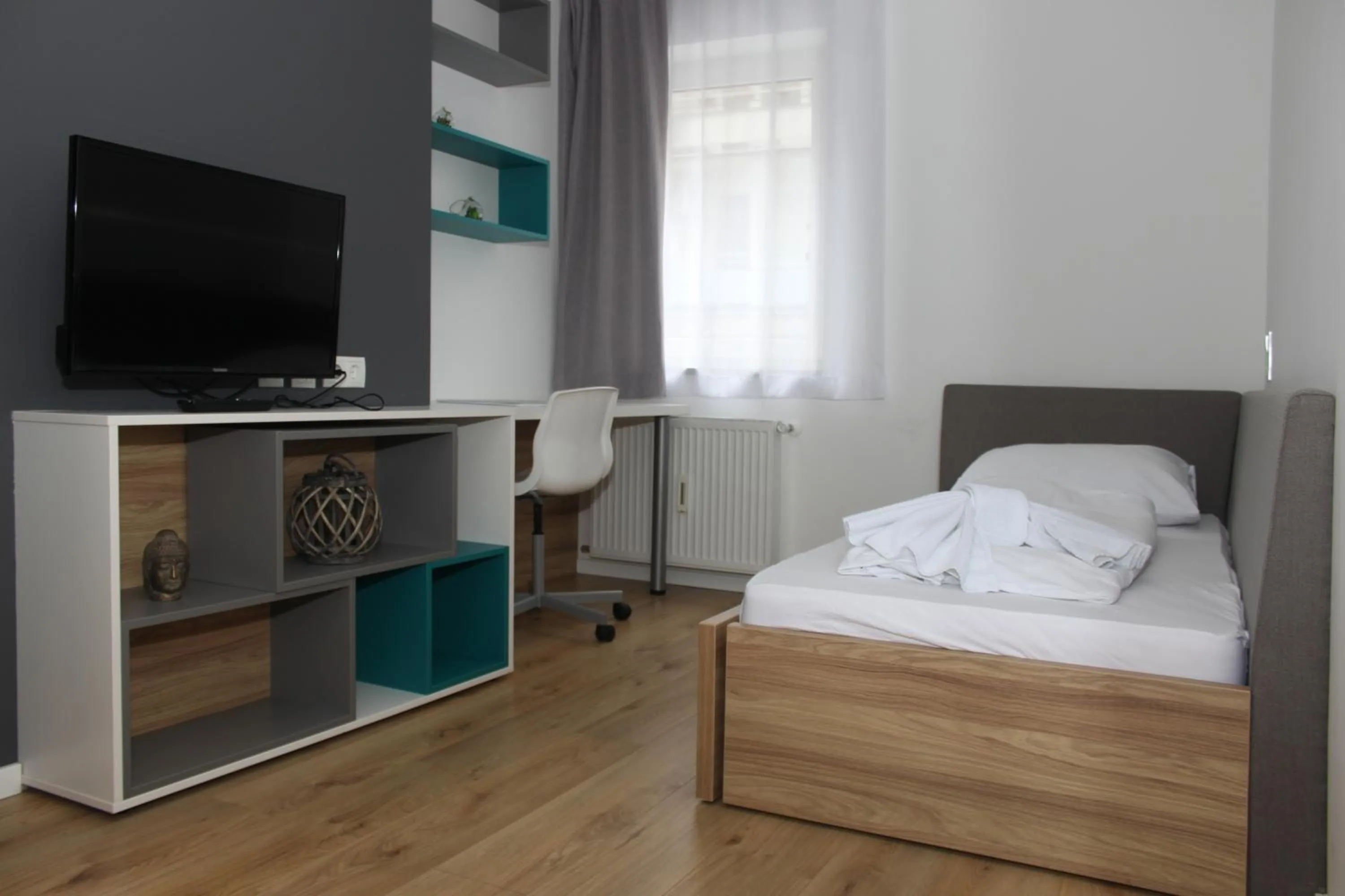 Bedroom, Bed in Christiano Apartments 1060 CITY