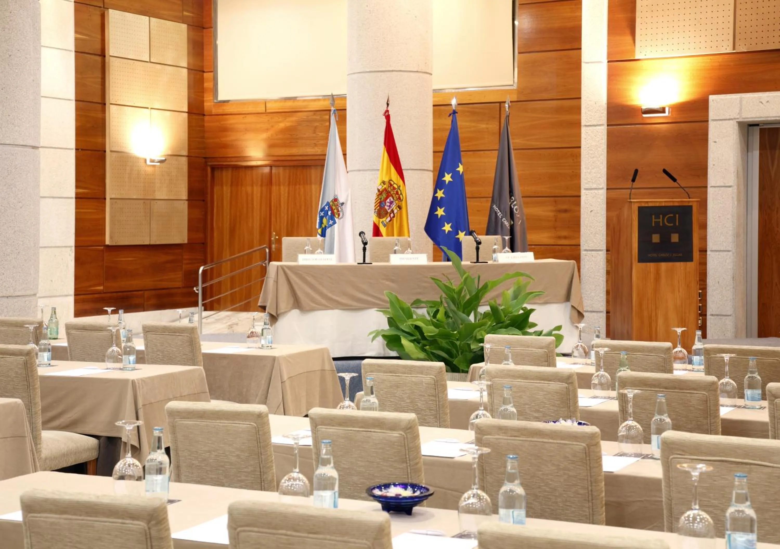 Meeting/conference room in Hotel Carlos I Silgar