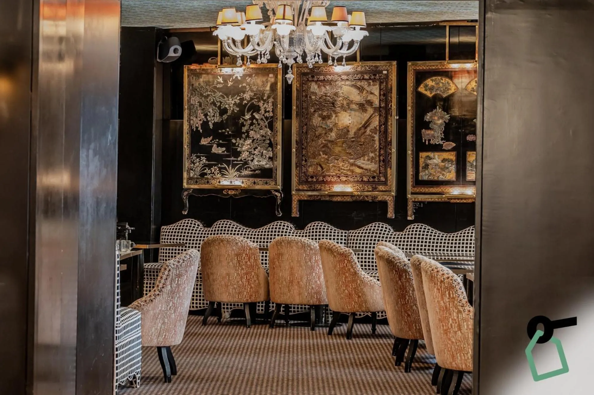 Lobby or reception in Hotiday Room Collection - Paris Arc de Triomphe