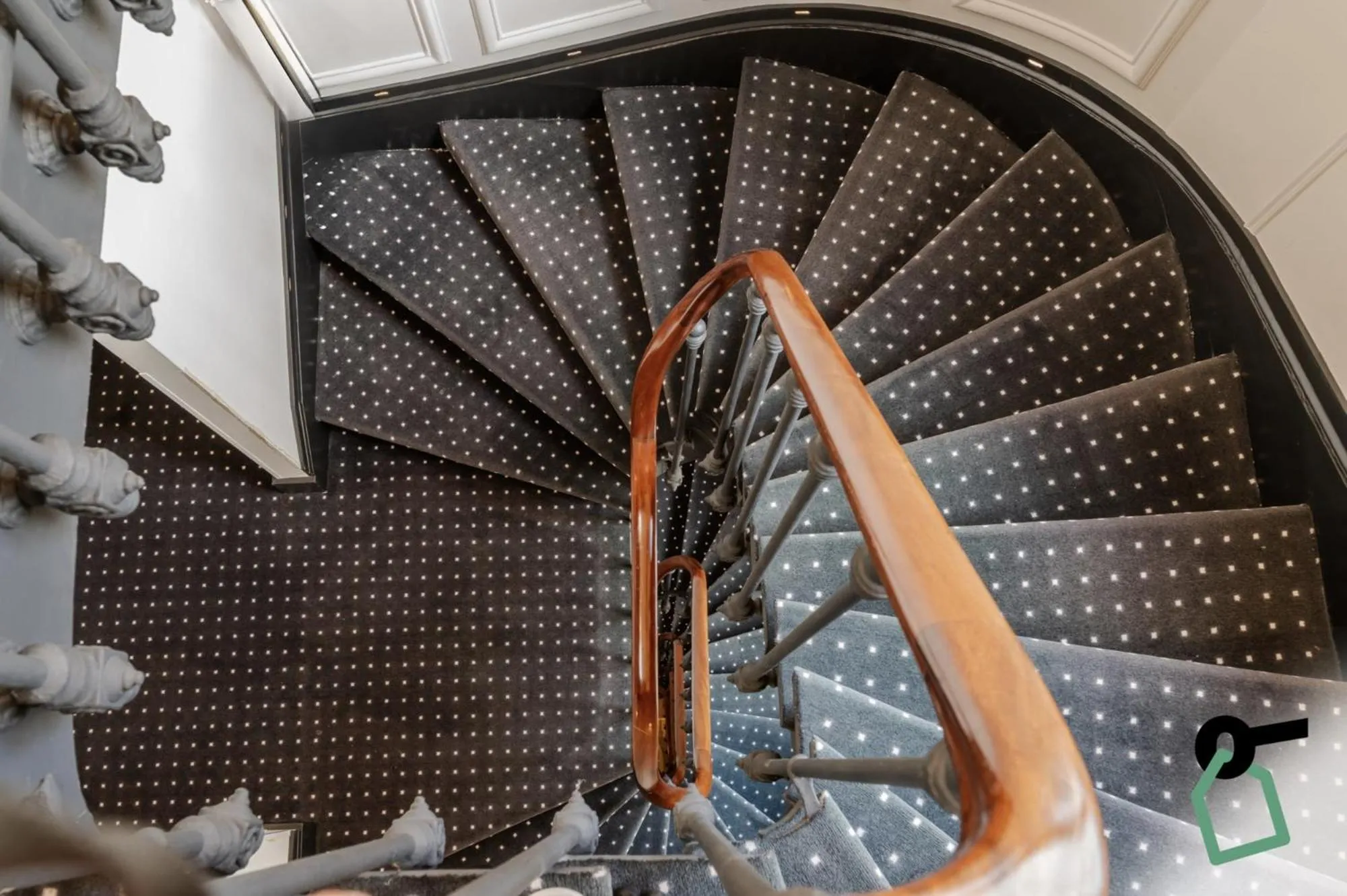 Decorative detail in Hotiday Room Collection - Paris Arc de Triomphe