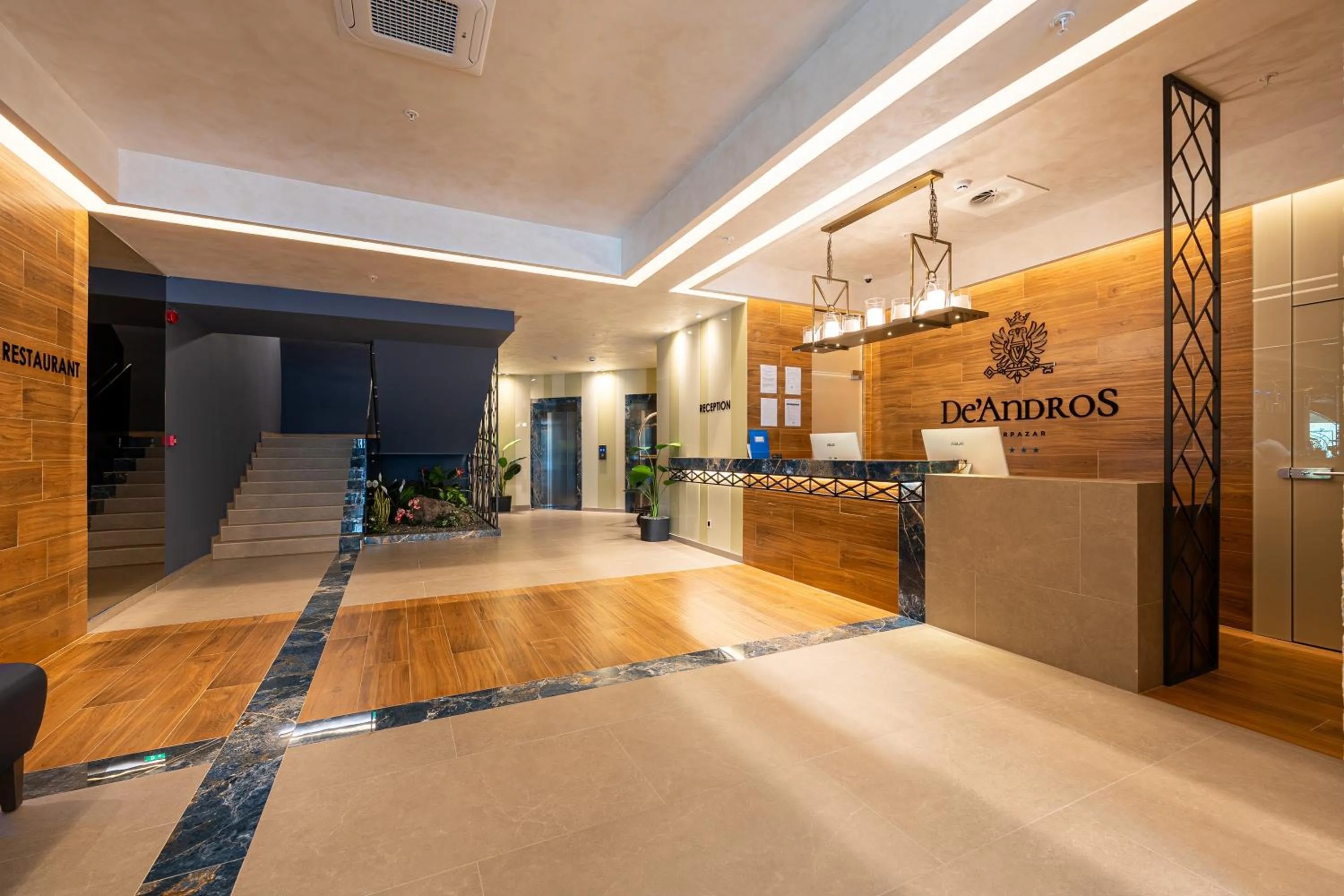 Lobby or reception in Hotel De‘Andros Virpazar