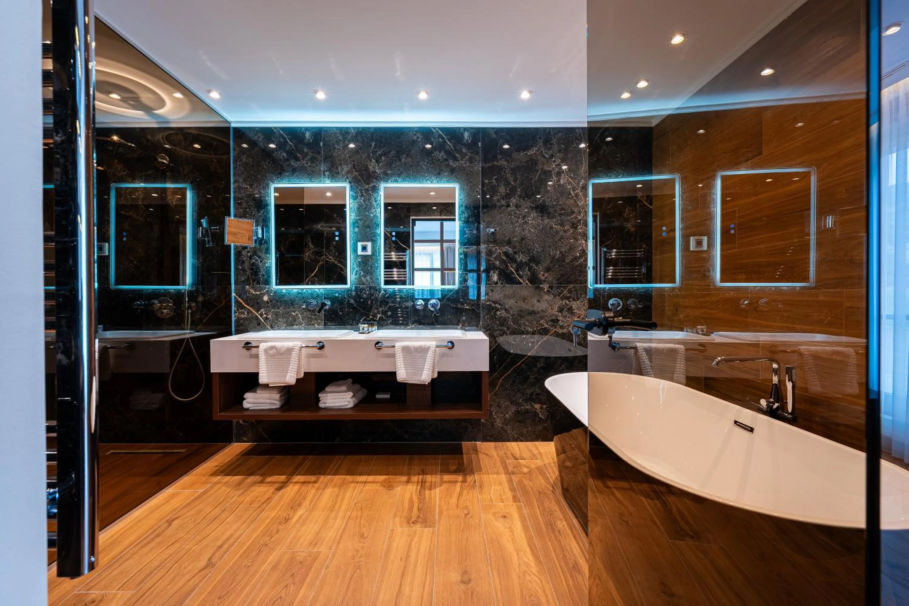 Bathroom in Hotel De‘Andros Virpazar