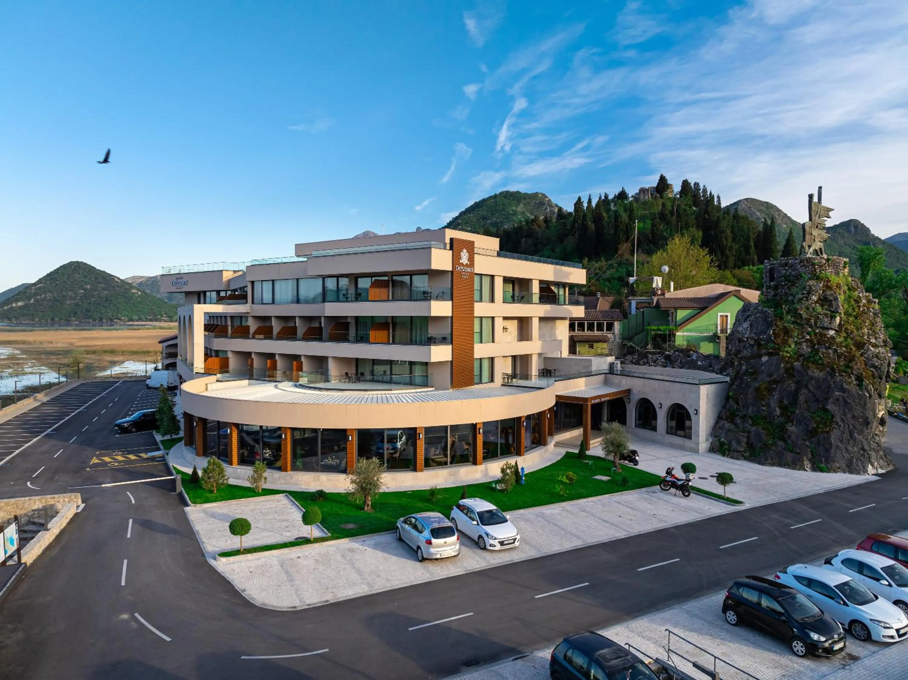 Property building in Hotel De‘Andros Virpazar
