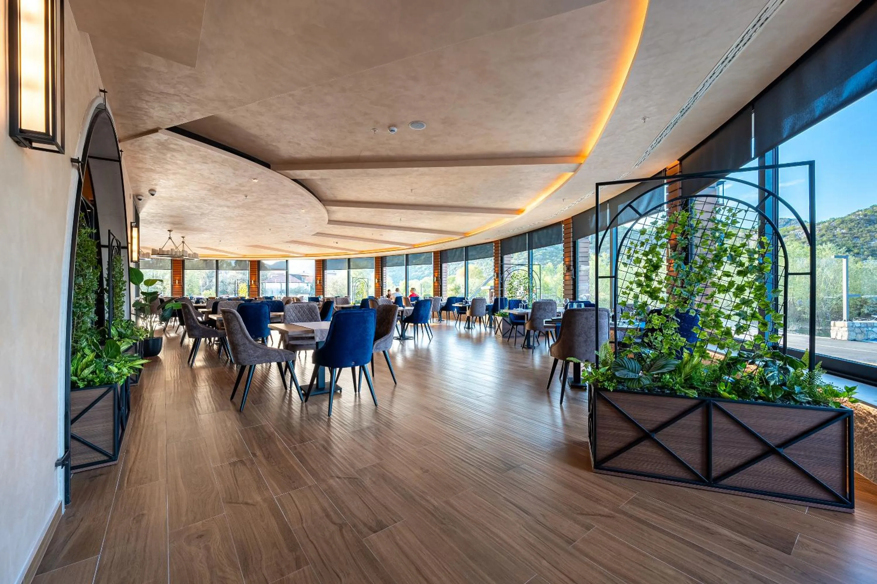Restaurant/places to eat in Hotel De‘Andros Virpazar