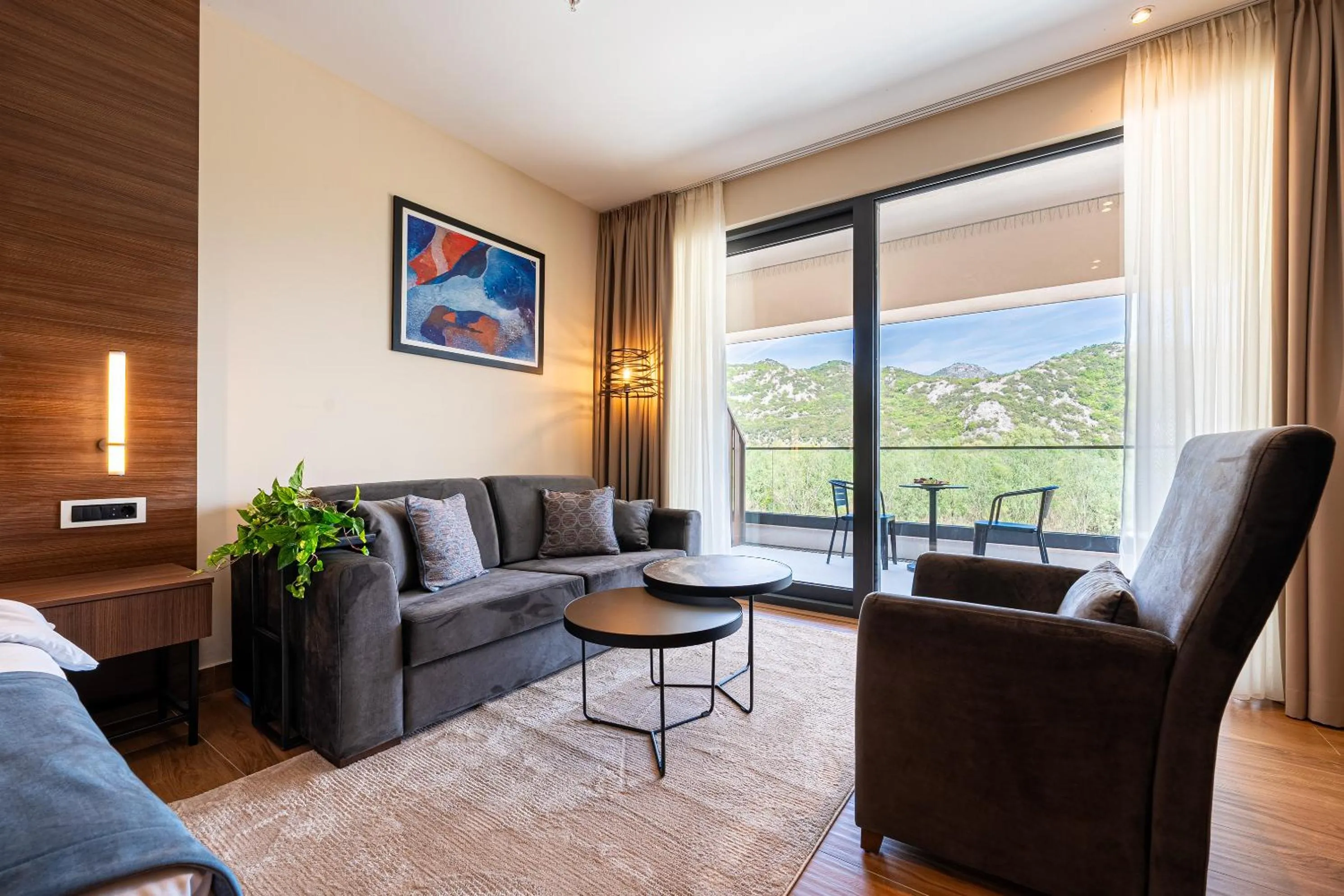 Seating area in Hotel De‘Andros Virpazar