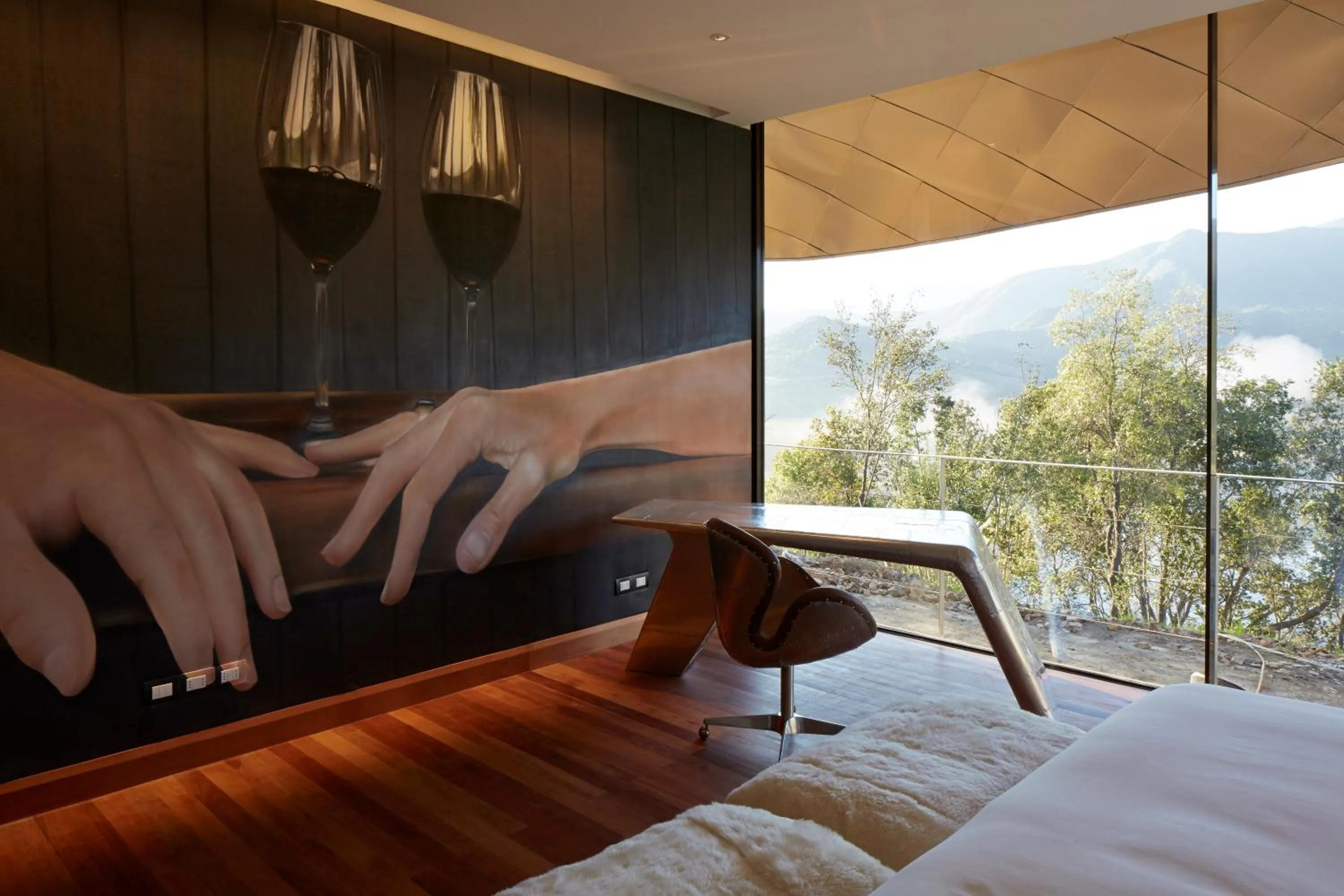 Photo of the whole room, Bed in Vik Chile