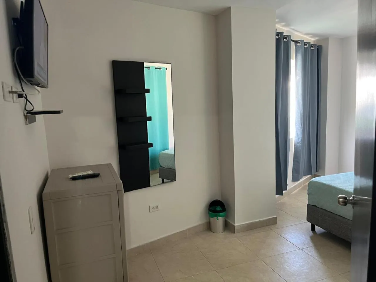 Photo of the whole room, Bed in Caribbean Island Hotel Piso 2