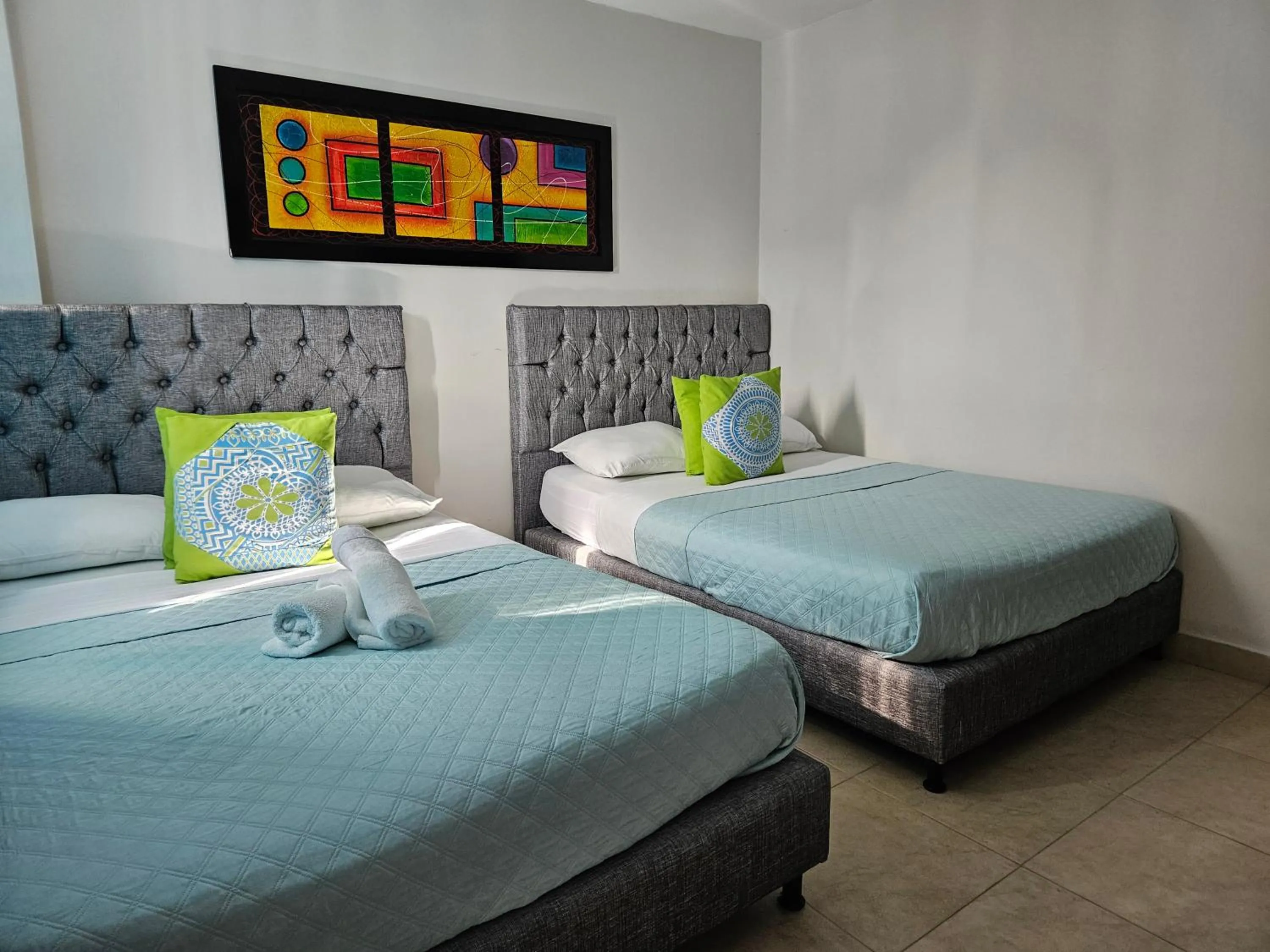Photo of the whole room, Bed in Caribbean Island Hotel Piso 2