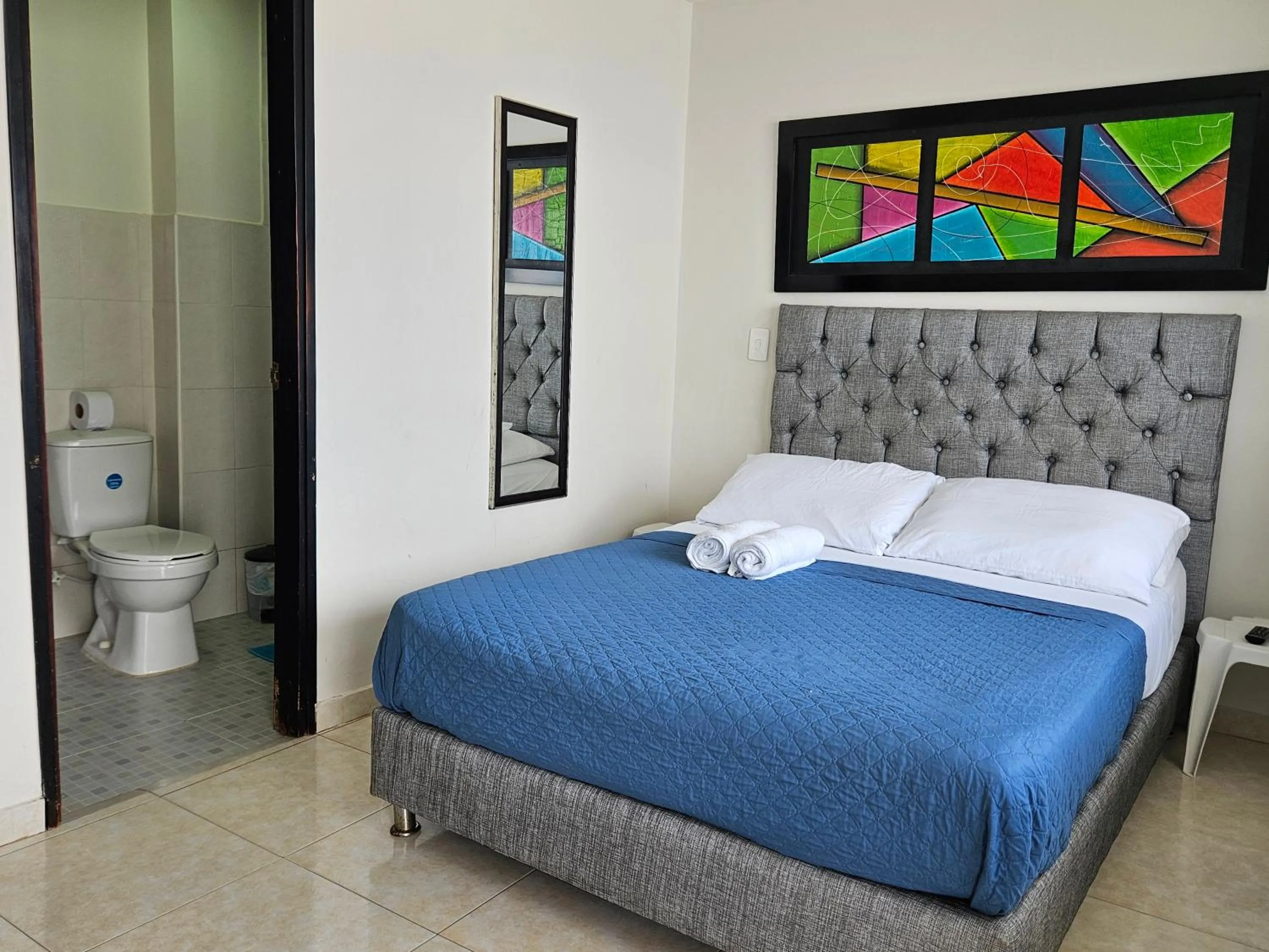 Bed in Caribbean Island Hotel Piso 2