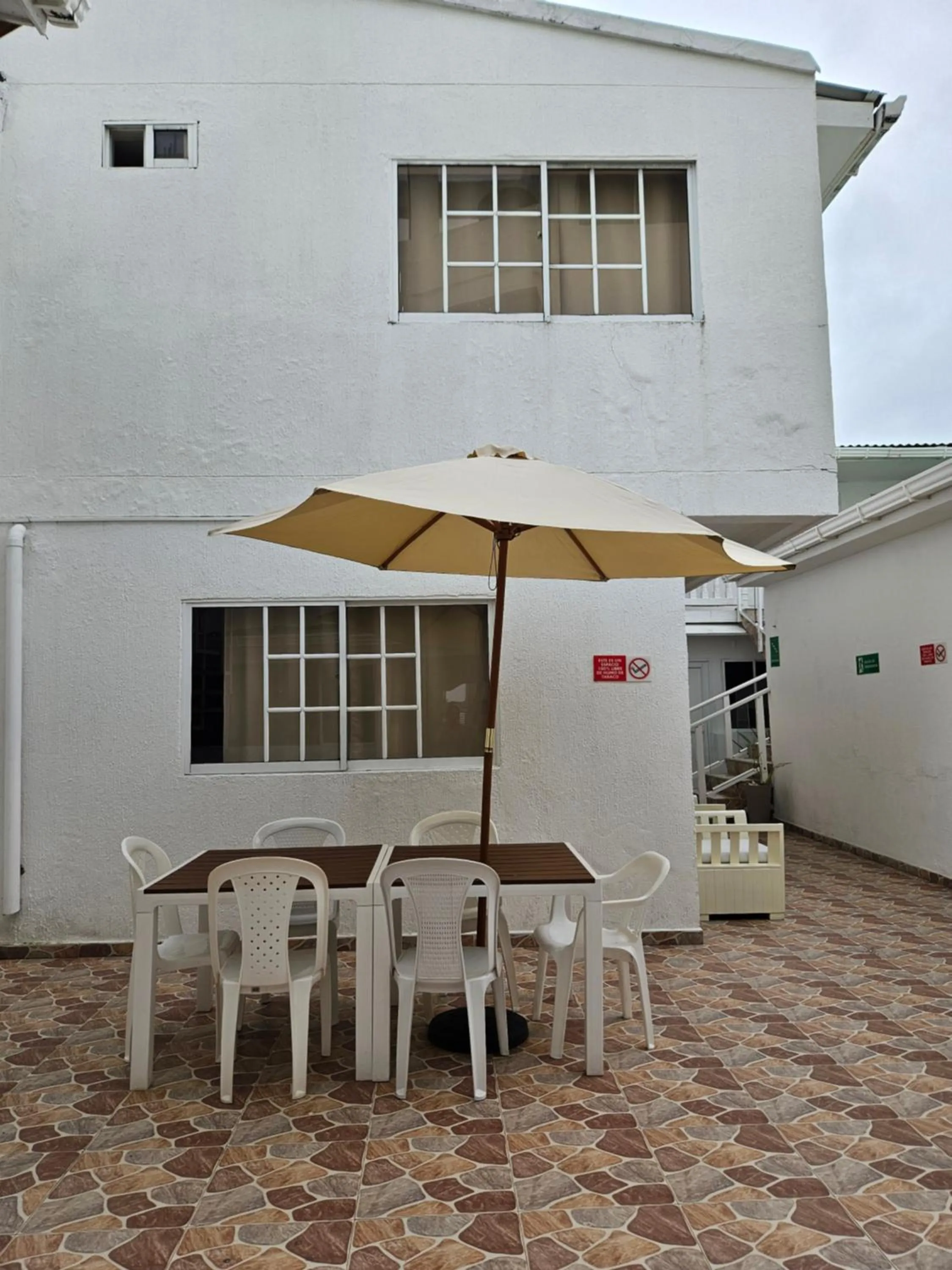 Patio in Caribbean Island Hotel Piso 2