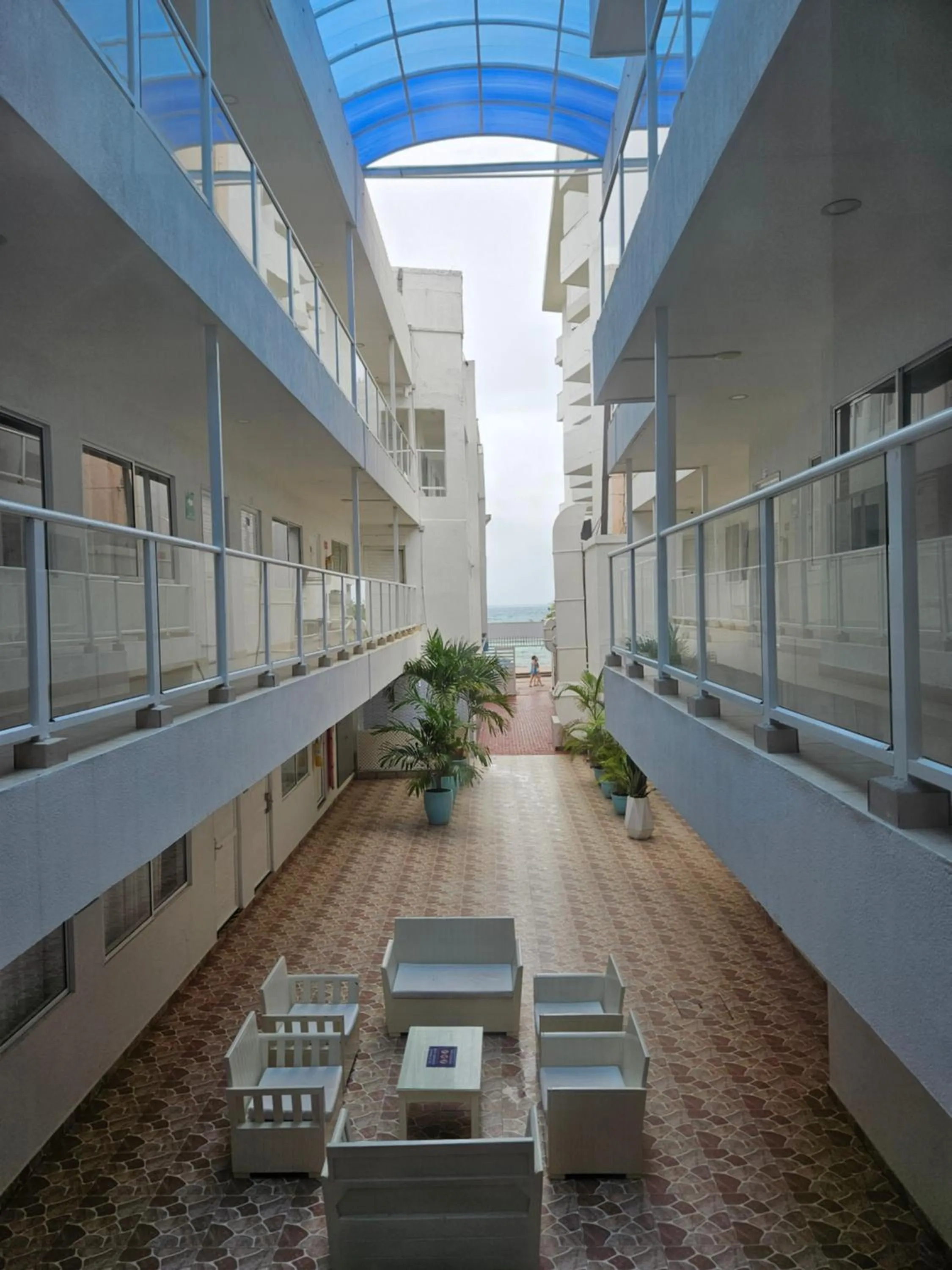 Property building in Caribbean Island Hotel Piso 2