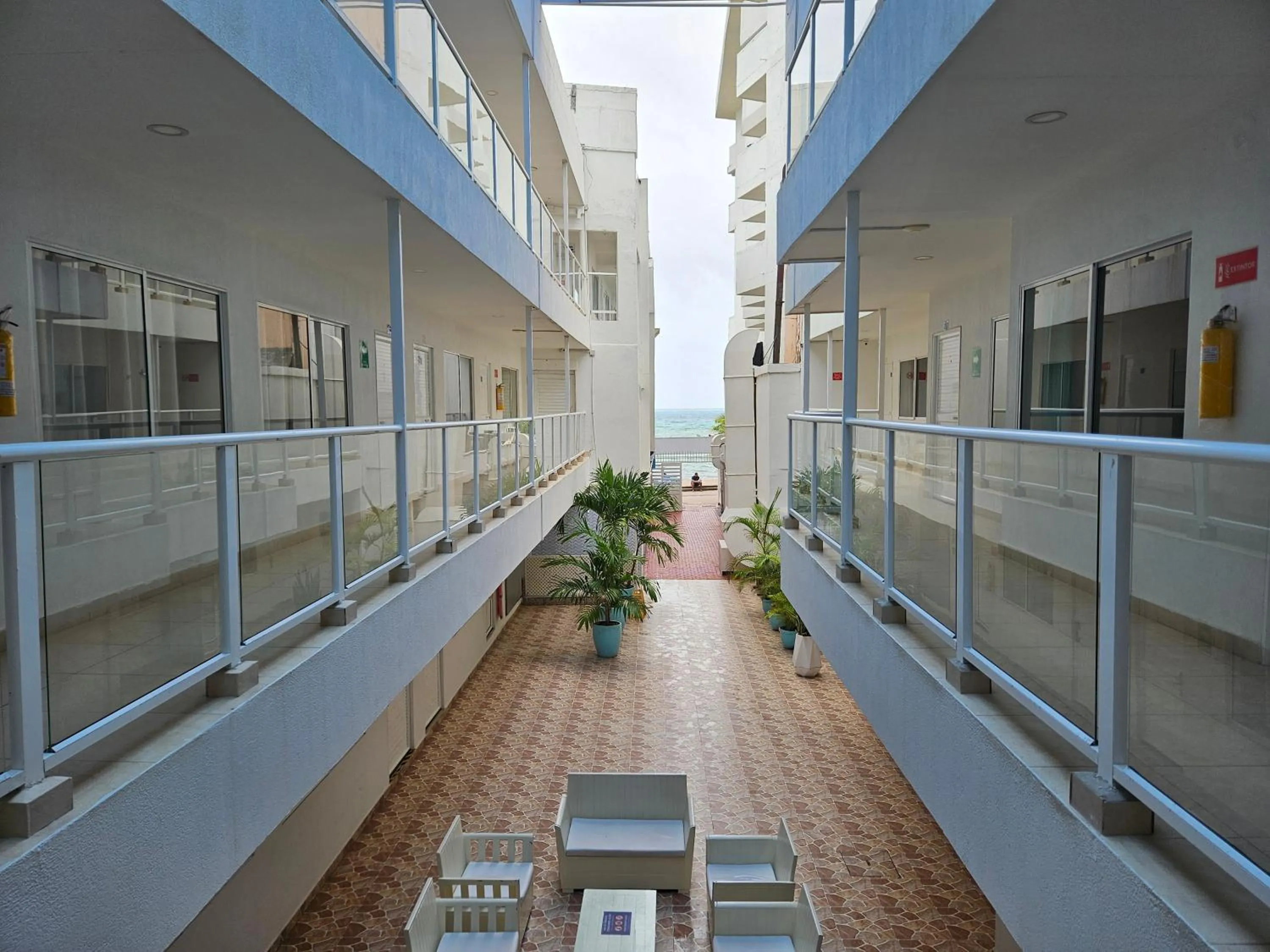 Property building in Caribbean Island Hotel Piso 2