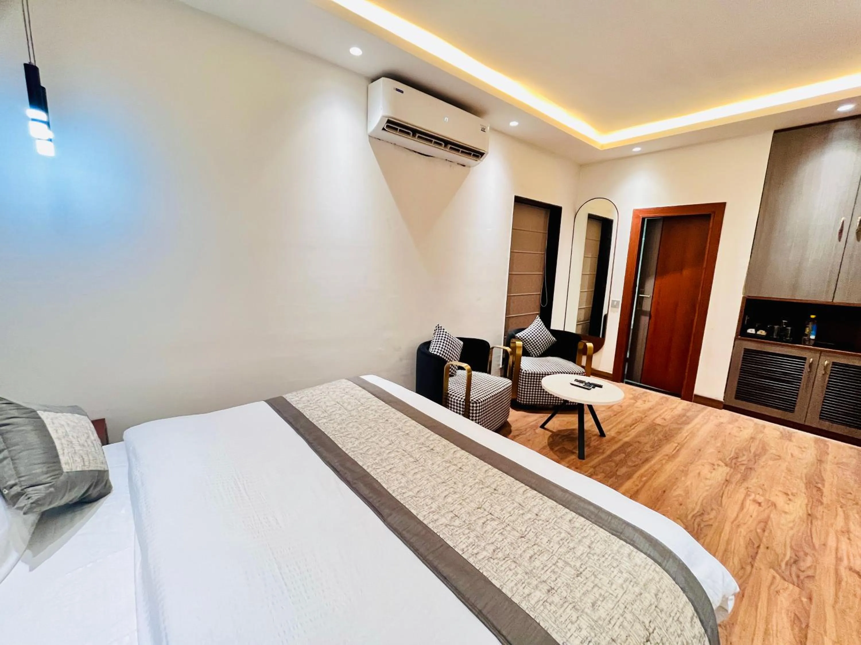 Bed in Western Blu INN