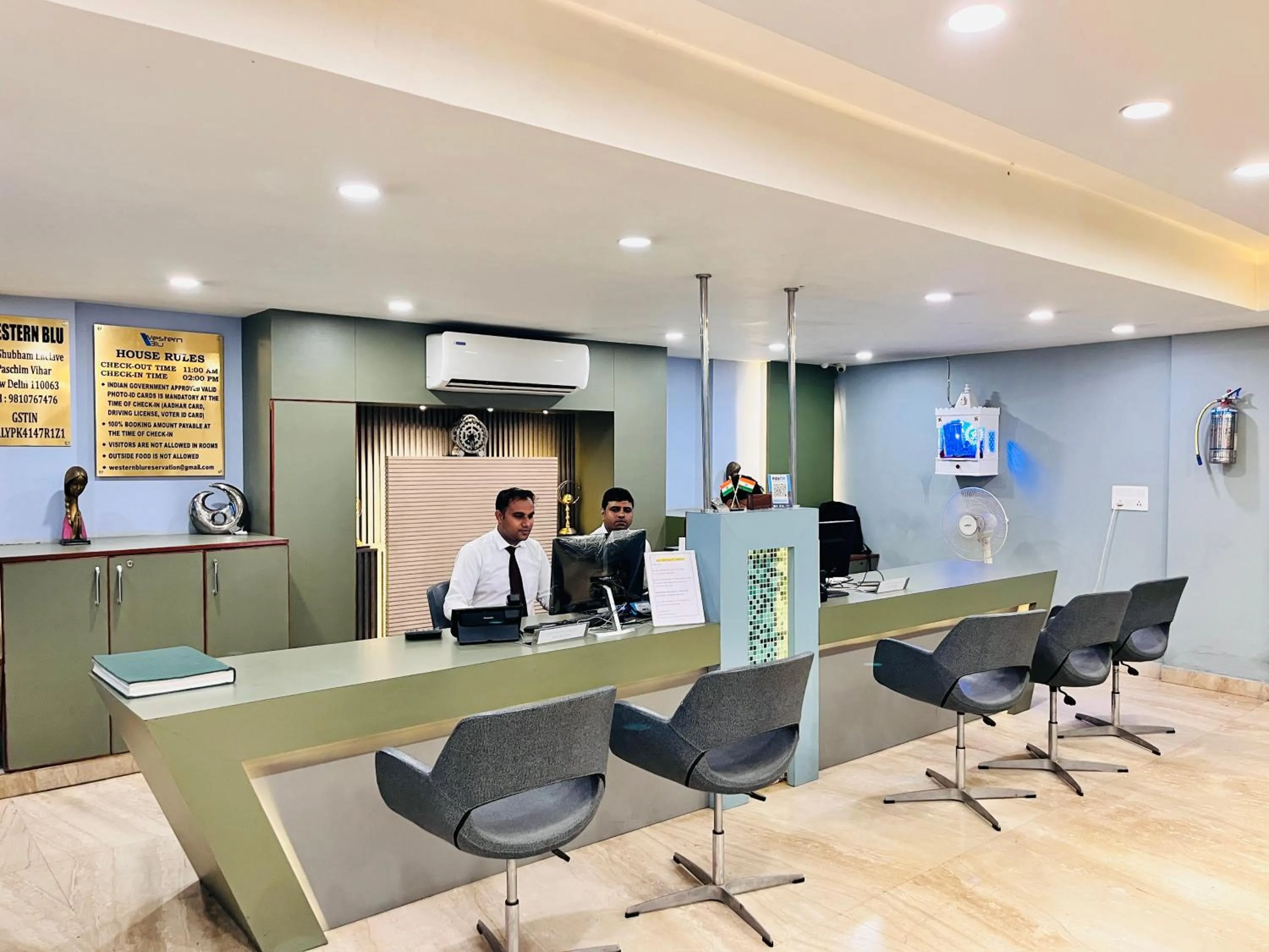 People in Western Blu INN