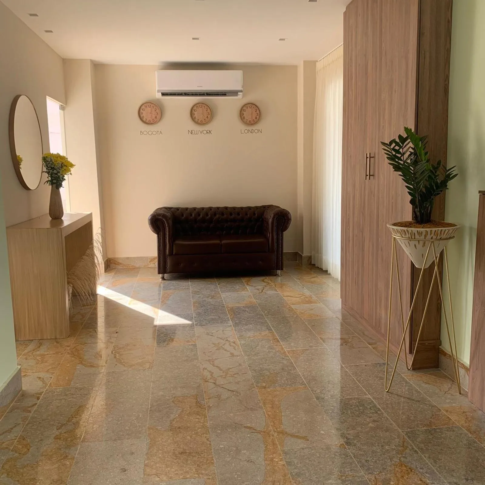 Hotel Calarca Plus