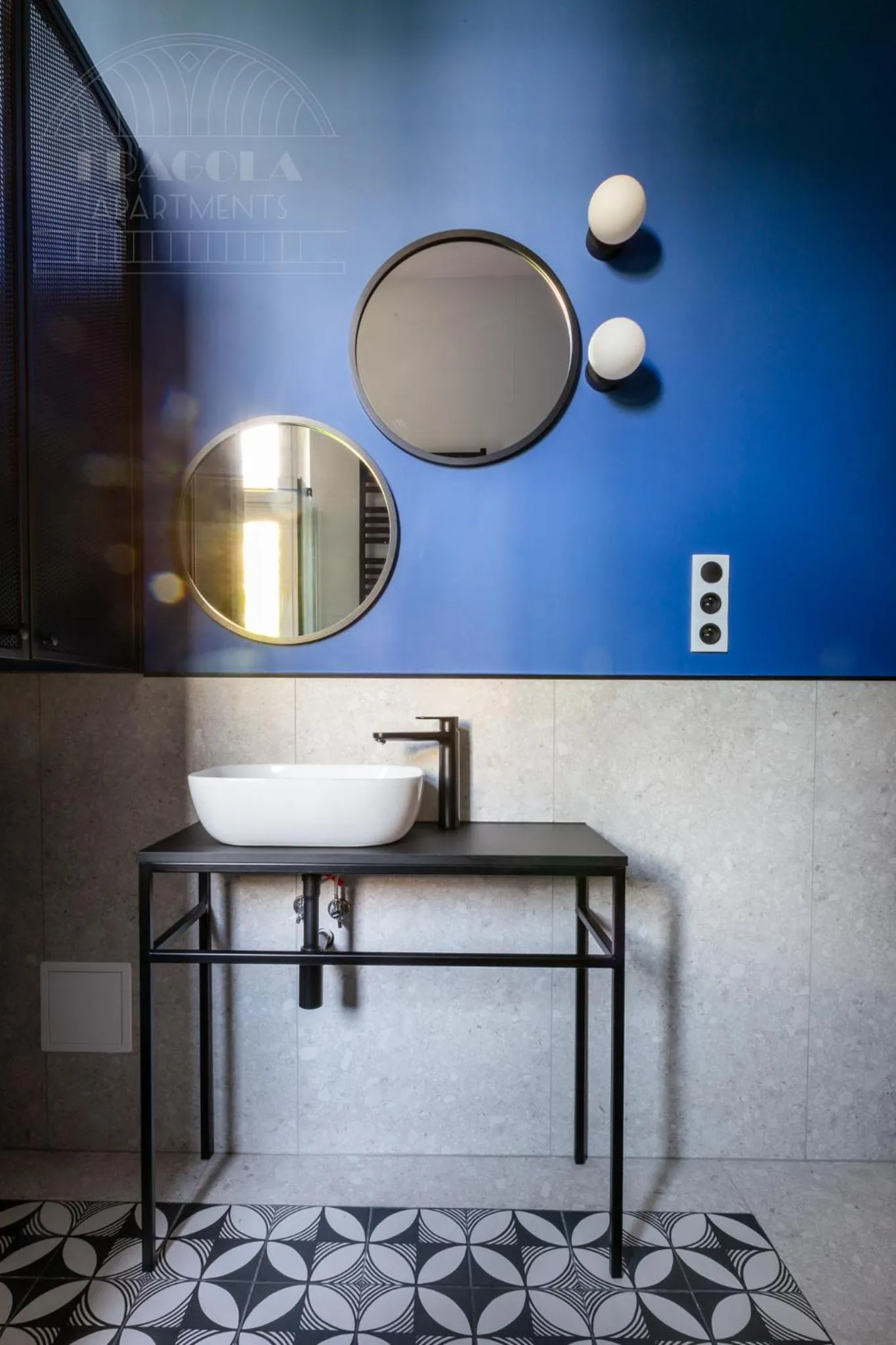 Bathroom in Spacious City Center Family Apartments