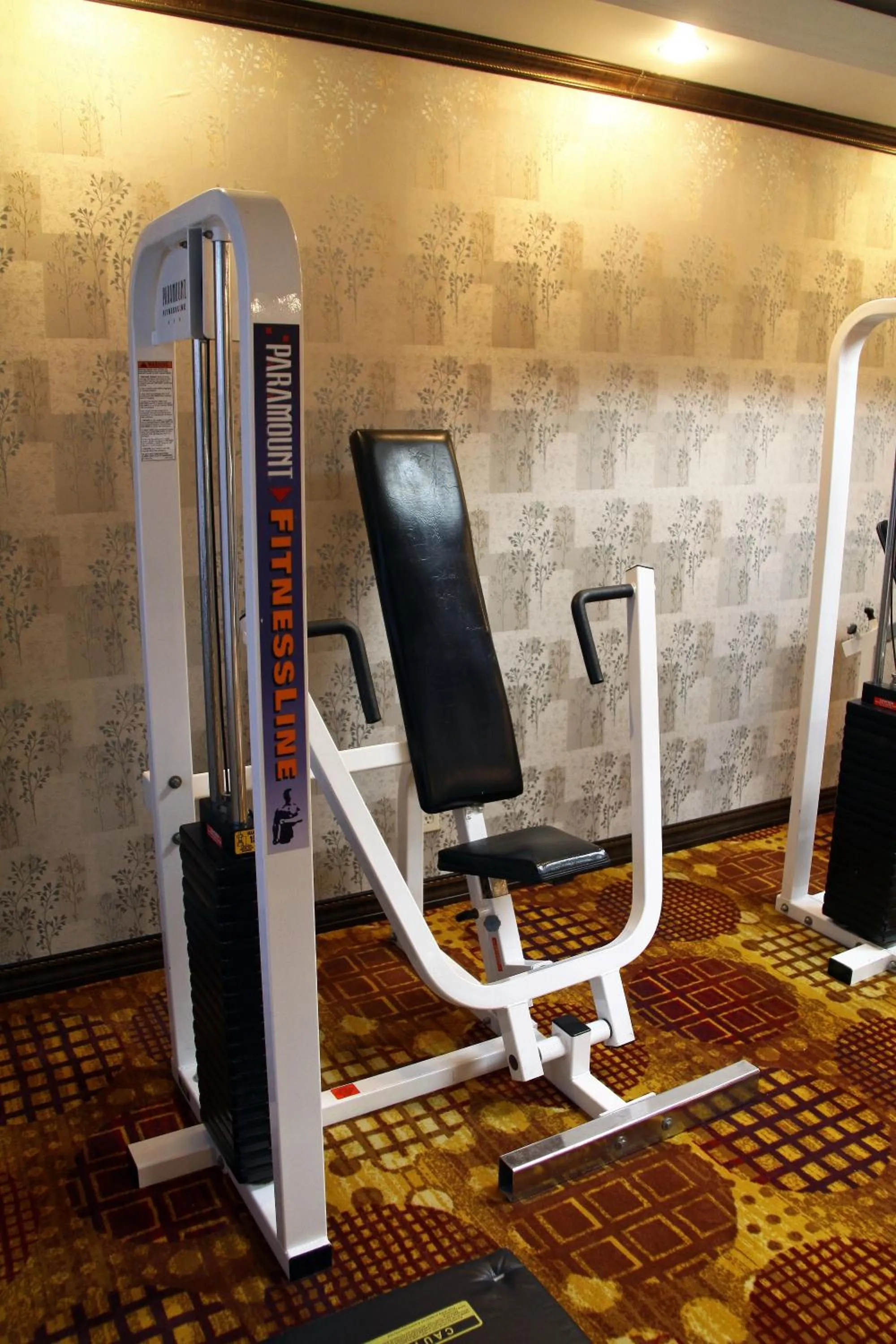 Fitness centre/facilities in LA Crystal Hotel -Los Angeles-Long Beach Area