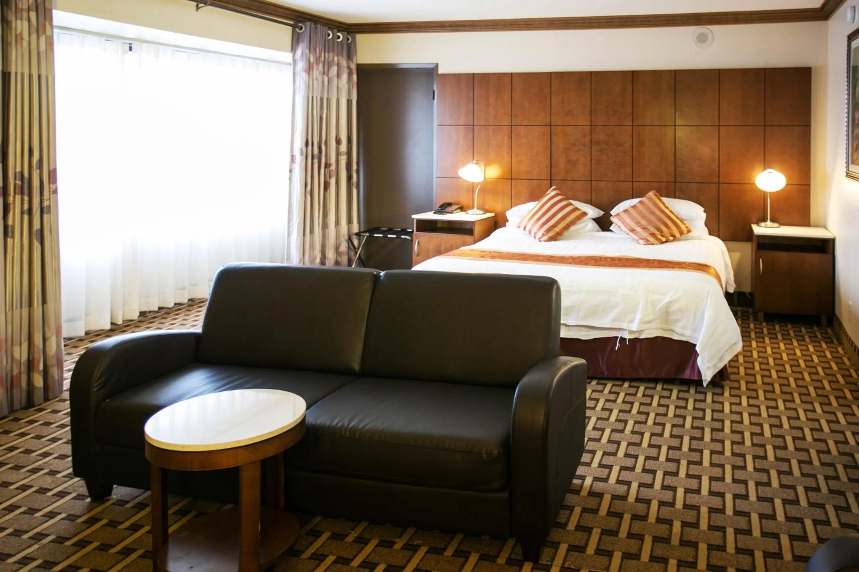 Decorative detail, Bed in LA Crystal Hotel -Los Angeles-Long Beach Area