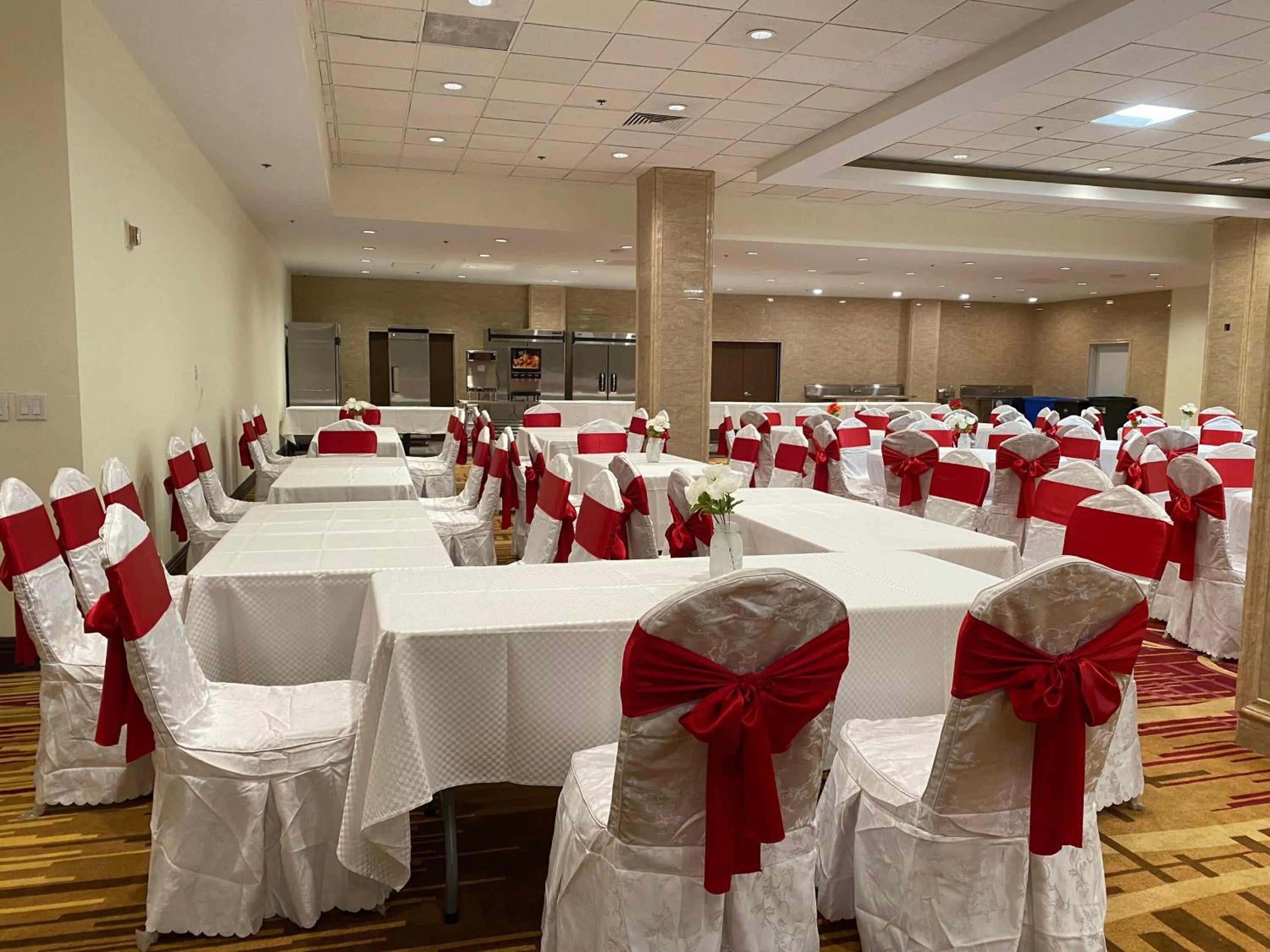 Banquet/Function facilities in LA Crystal Hotel -Los Angeles-Long Beach Area