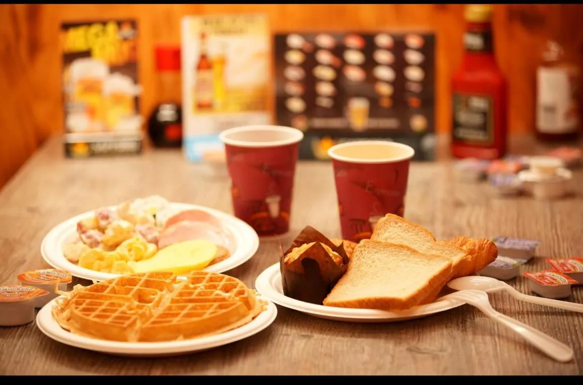 Breakfast in LA Crystal Hotel -Los Angeles-Long Beach Area